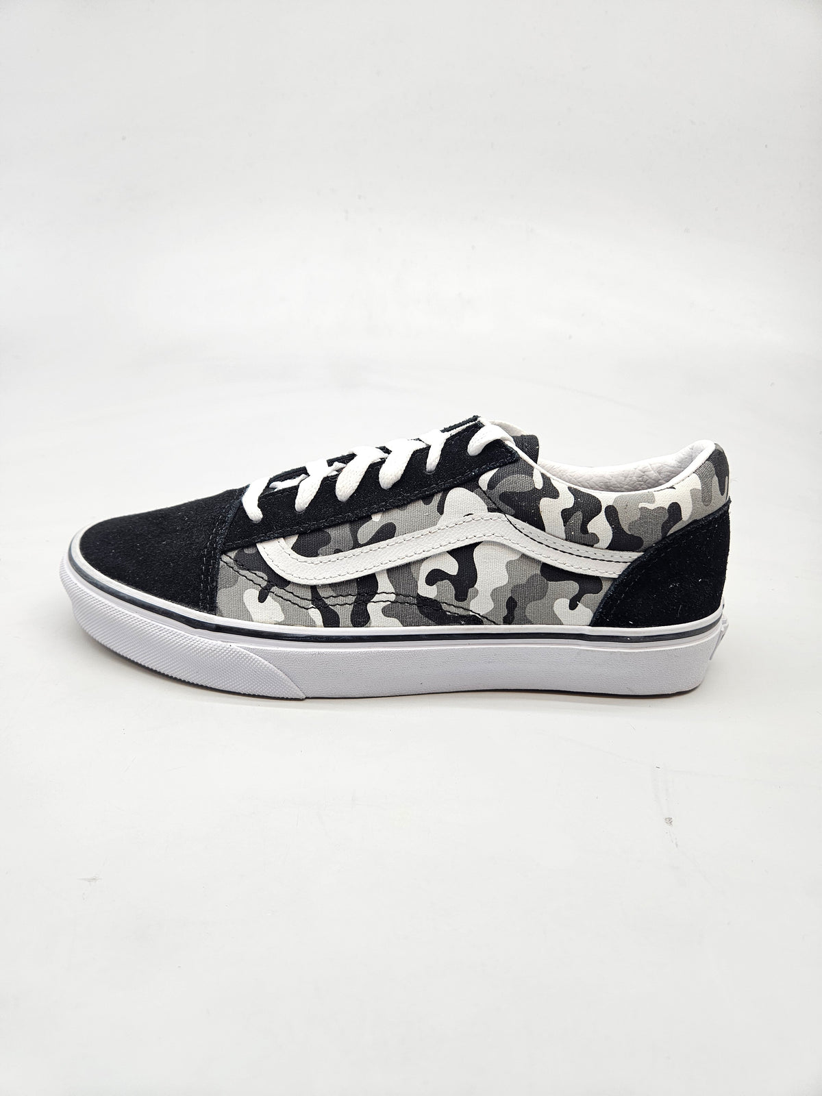VANS NOVI ORIGINAL PATIKI BR 39