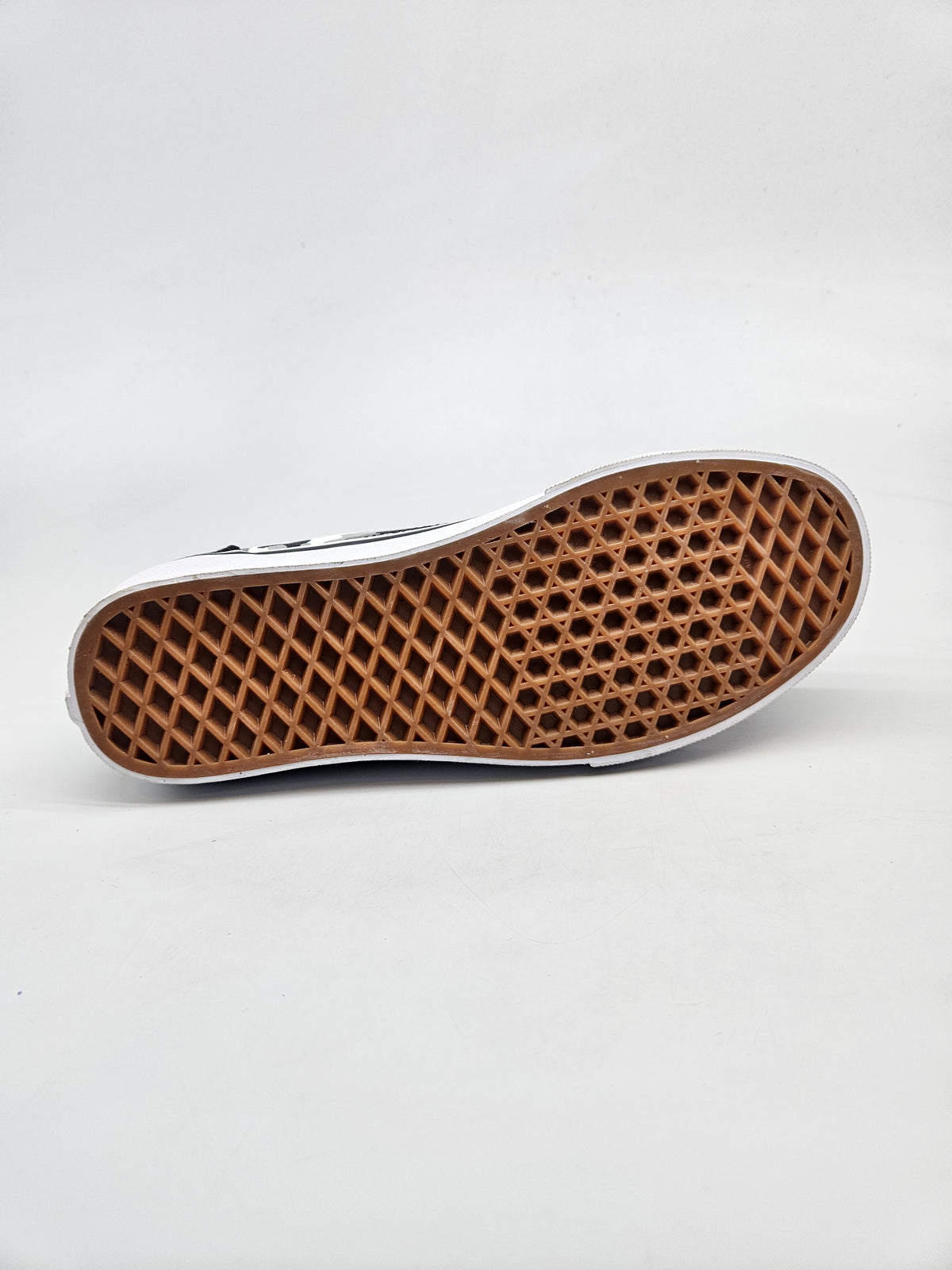 VANS NOVI ORIGINAL PATIKI BR 39