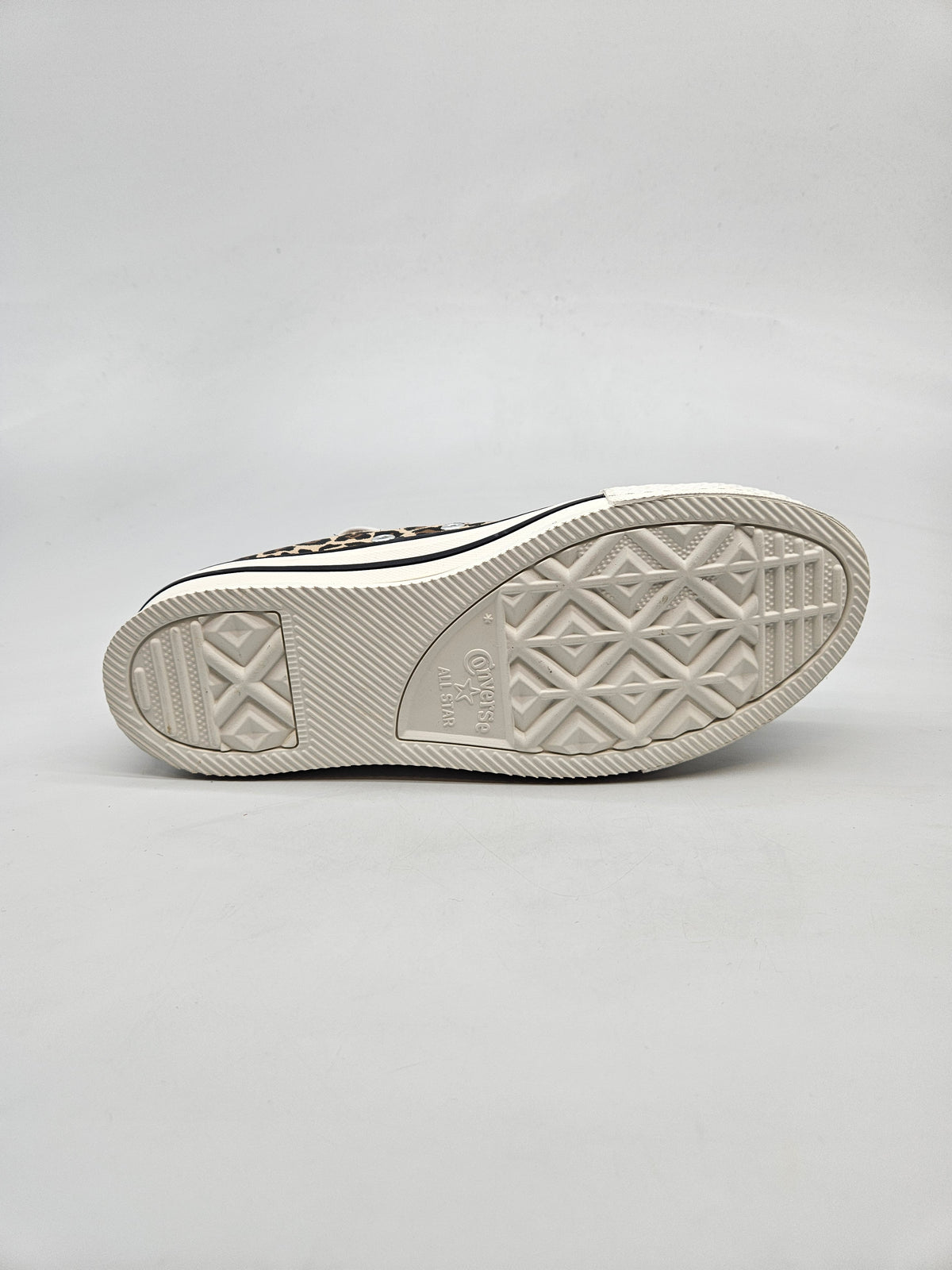 CONVERSE NOVI ORIGINAL PATIKI BR 37