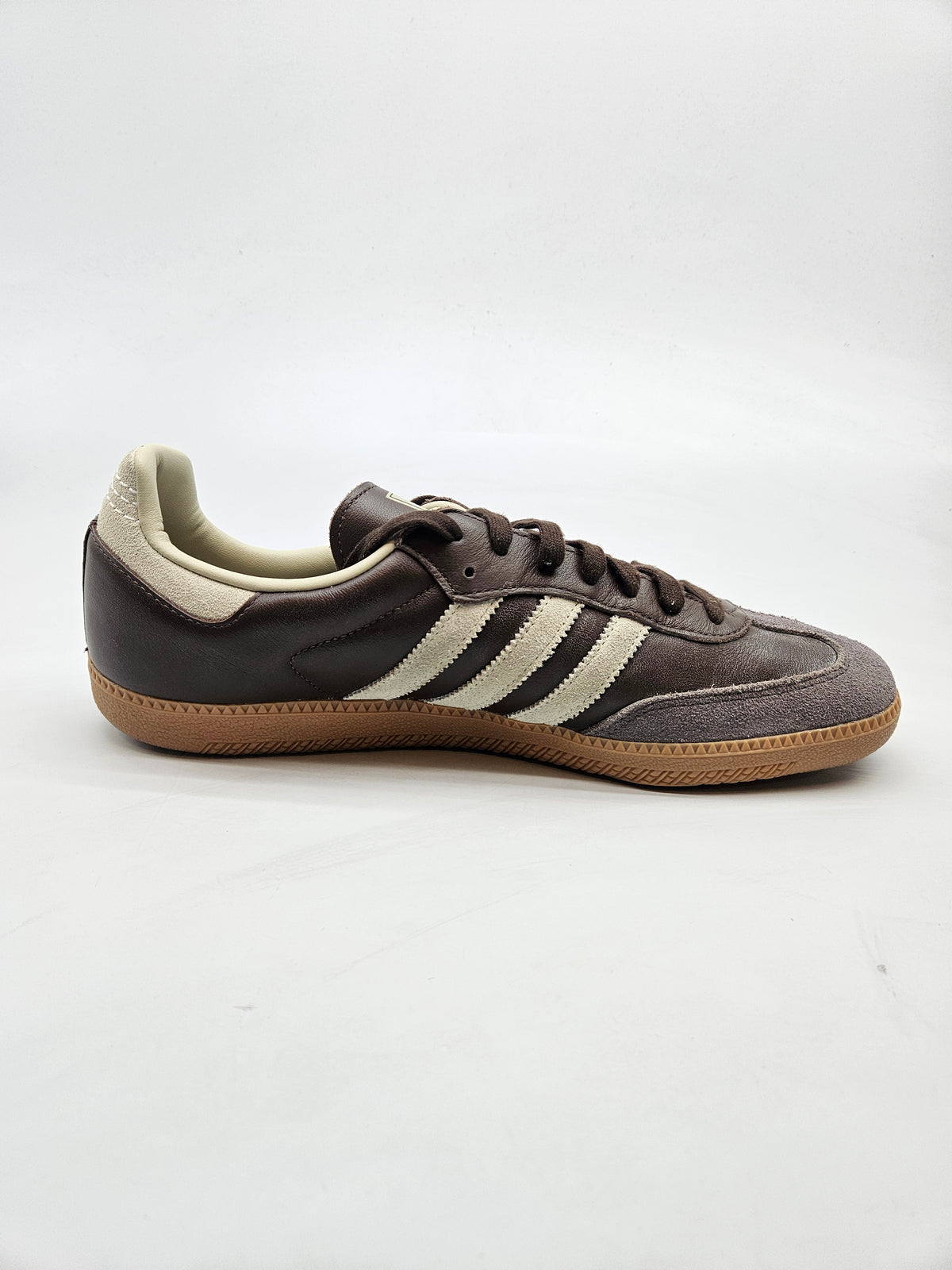 ADIDAS NOVI ORIGINAL PATIKI BR 48