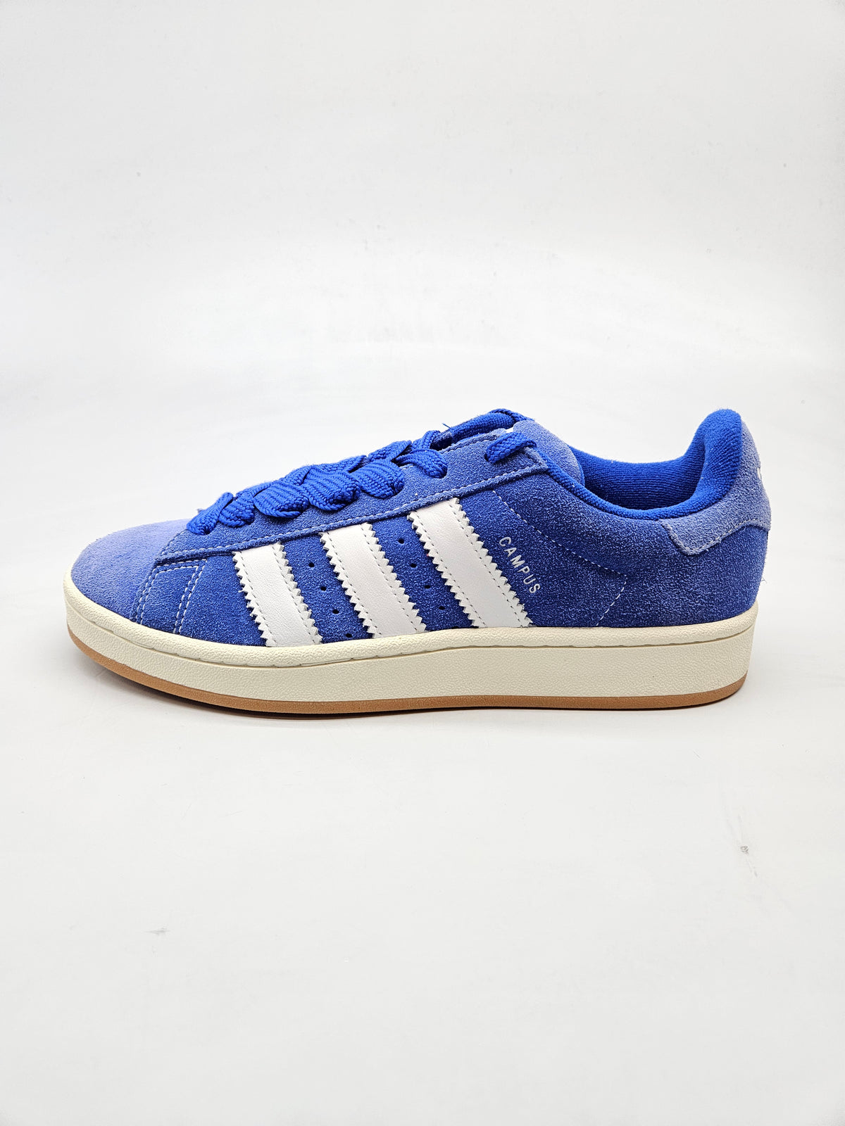 ADIDAS NOVI ORIGINAL PATIKI BR 41