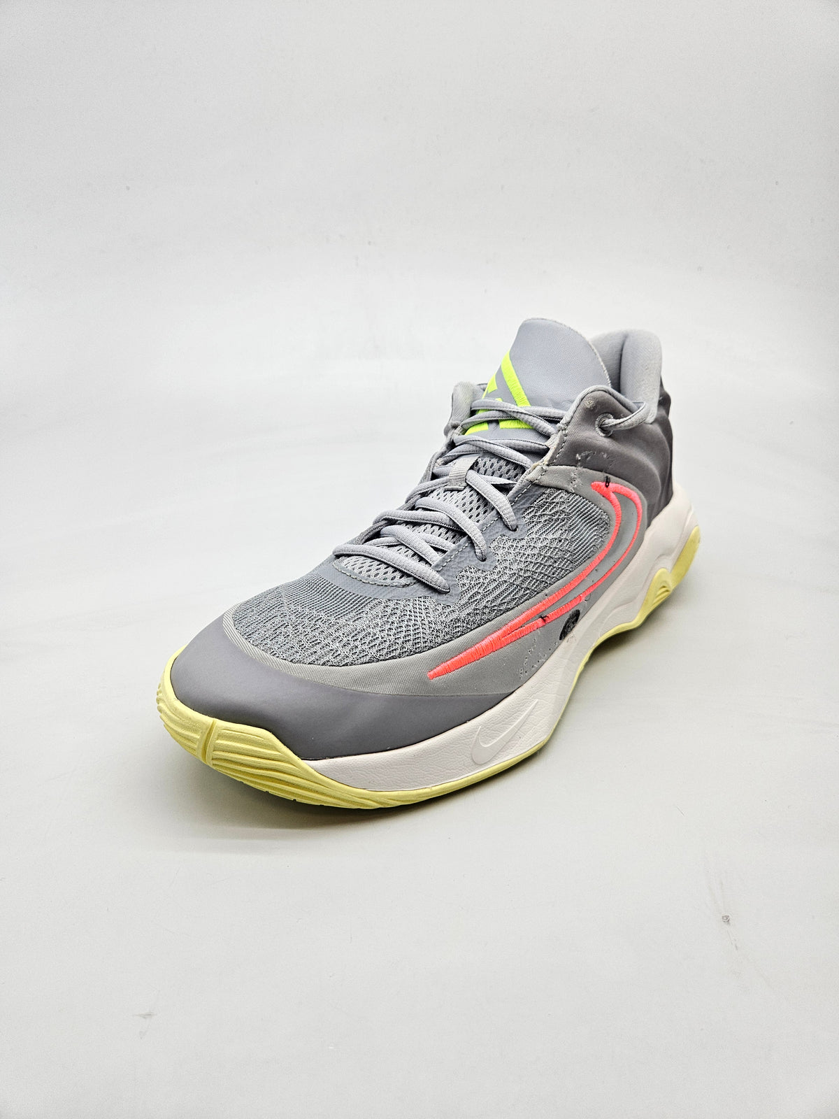 NIKE NOVI ORIGINAL PATIKI BR 45