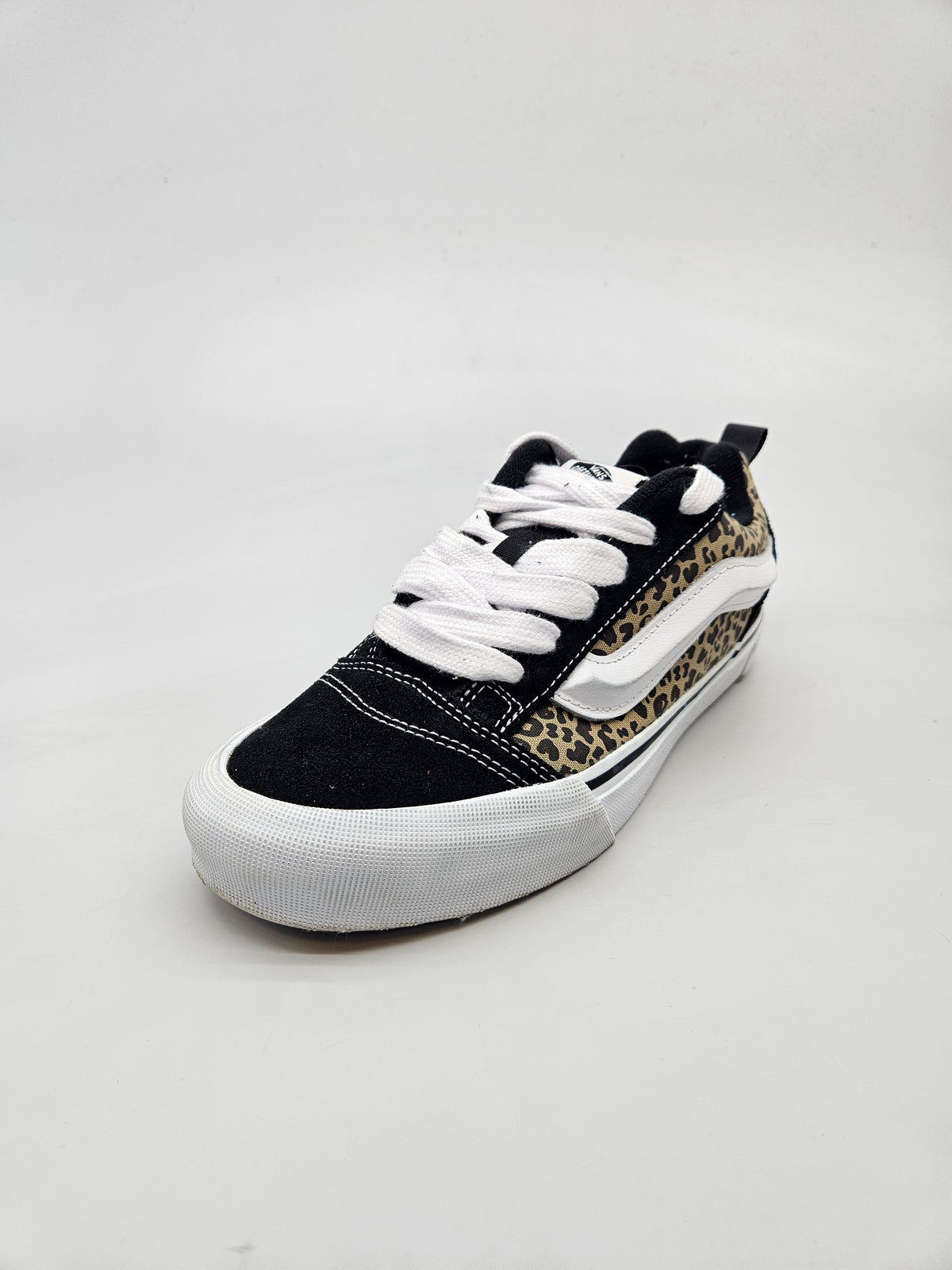 VANS NOVI ORIGINAL PATIKI BR 38