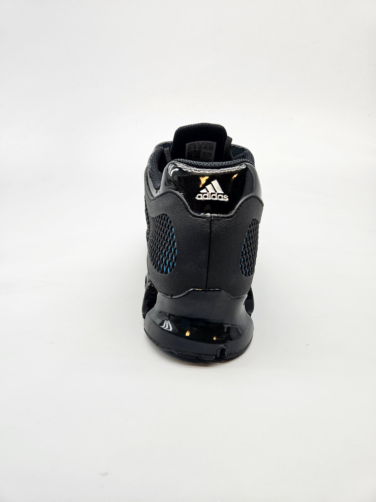 ADIDAS NOVI ORIGINAL PATIKI BR 43