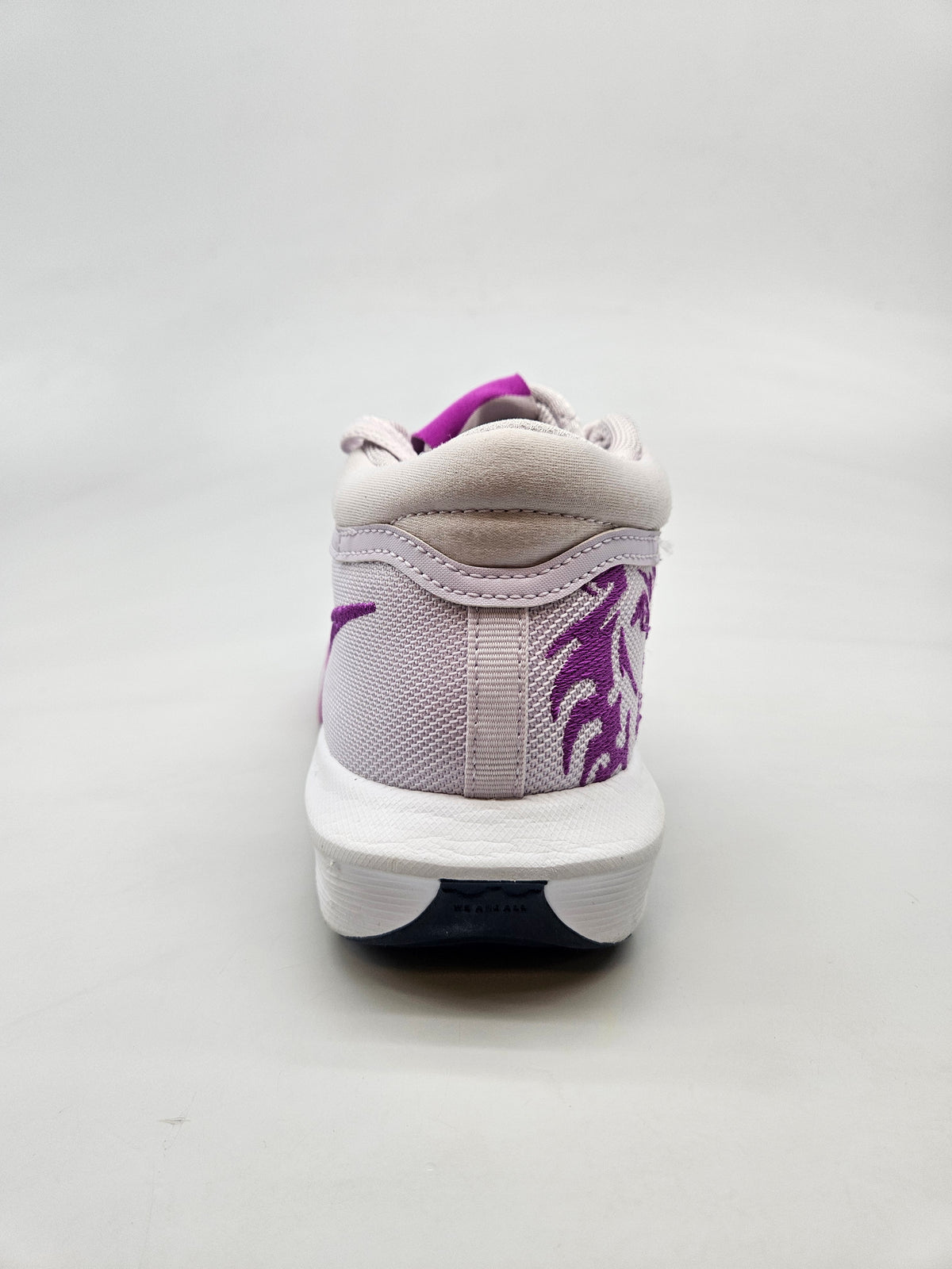 NIKE NOVI ORIGINAL PATIKI BR 41