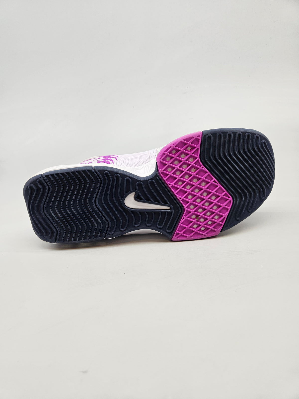 NIKE NOVI ORIGINAL PATIKI BR 41