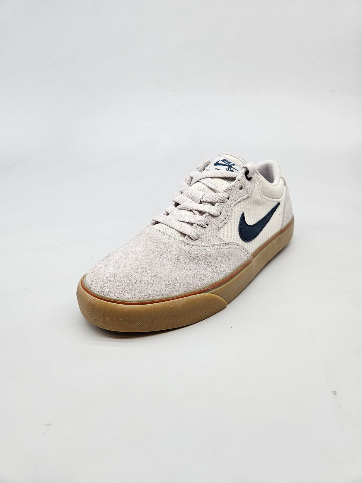 NIKE NOVI ORIGINAL PATIKI BR 40
