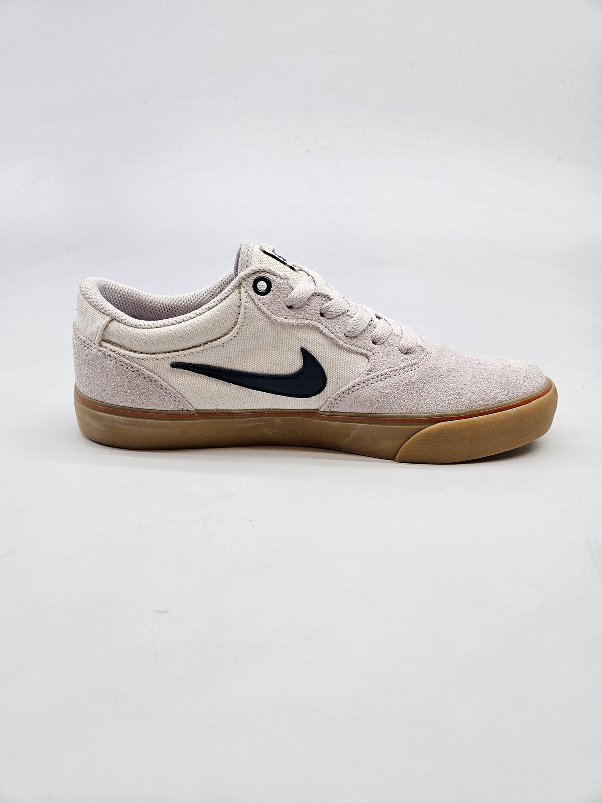 NIKE NOVI ORIGINAL PATIKI BR 40