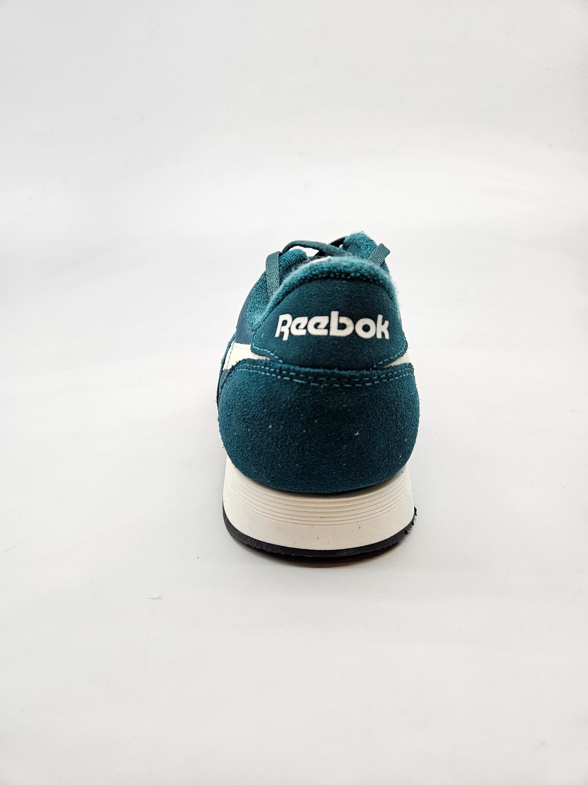 REEBOK NOVI ORIGINAL PATIKI BR 42