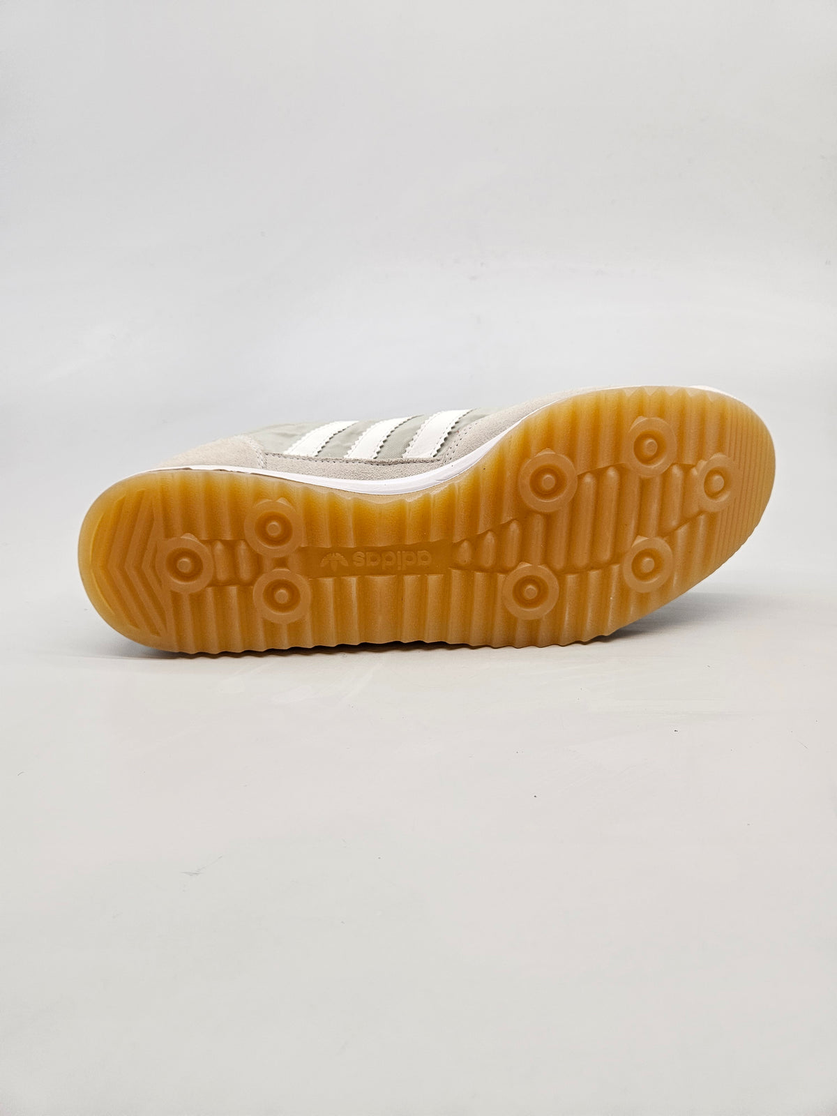 ADIDAS NOVI ORIGINAL PATIKI BR 43