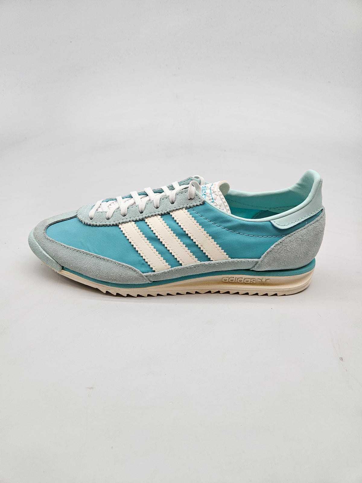 ADIDAS NOVI ORIGINAL PATIKI BR 39