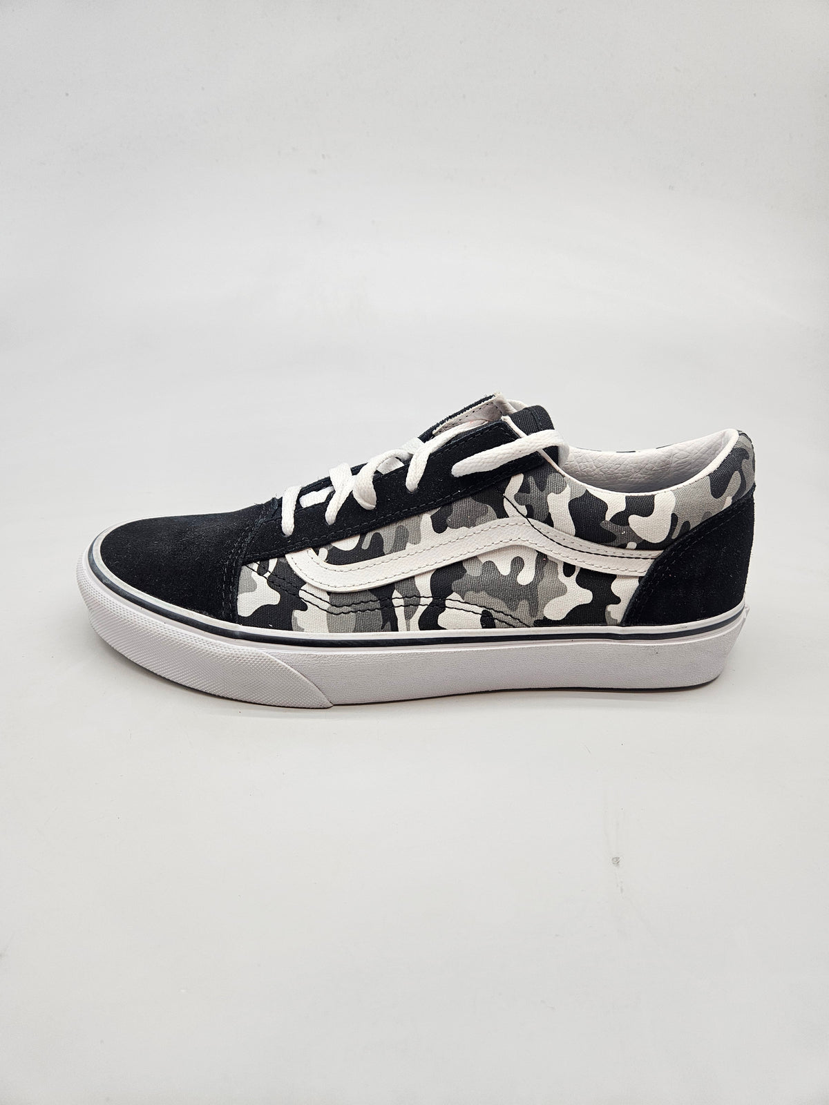 VANS NOVI ORIGINAL PATIKI BR BR 39