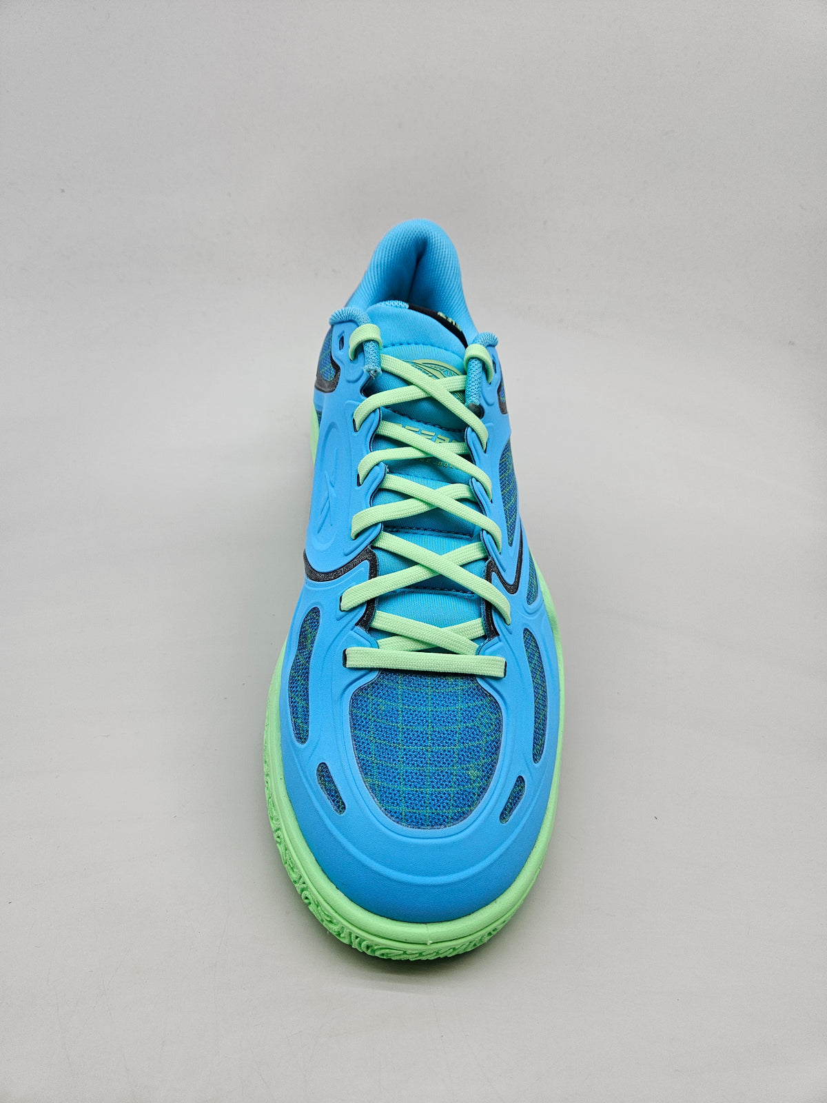 REEBOK NOVI ORIGINAL PATIKI BR 42