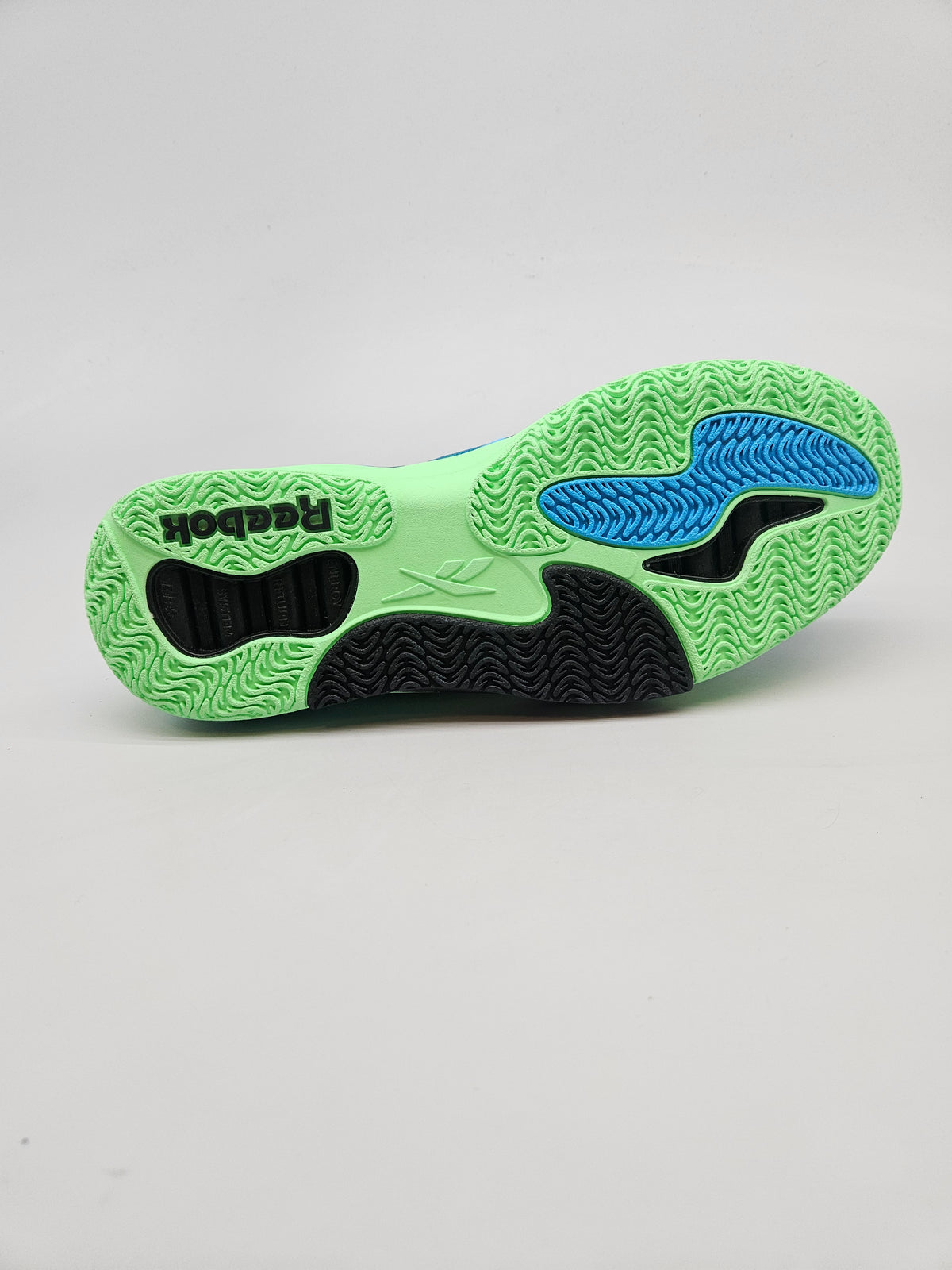REEBOK NOVI ORIGINAL PATIKI BR 42