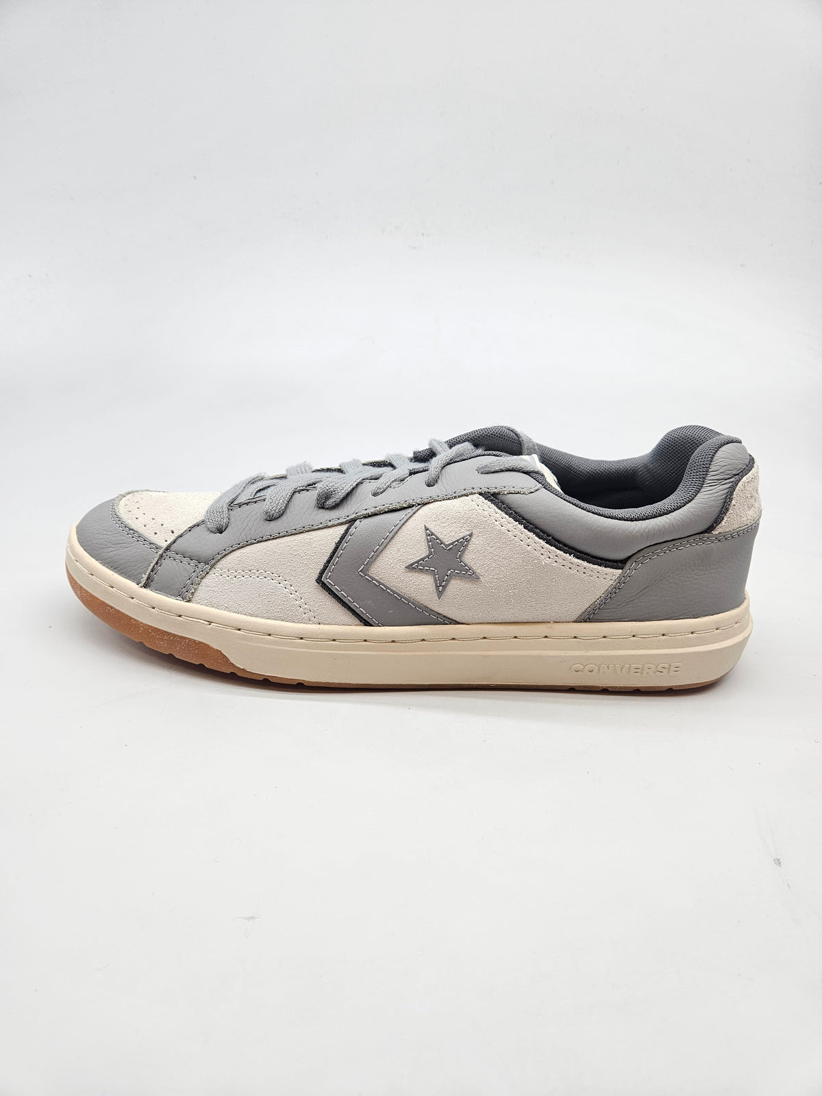 CONVERSE NOVI ORIGINAL PATIKI BR 45