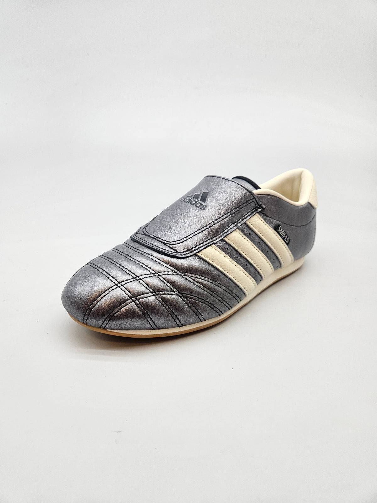 ADIDAS NOVI ORIGINAL PATIKI BR 37