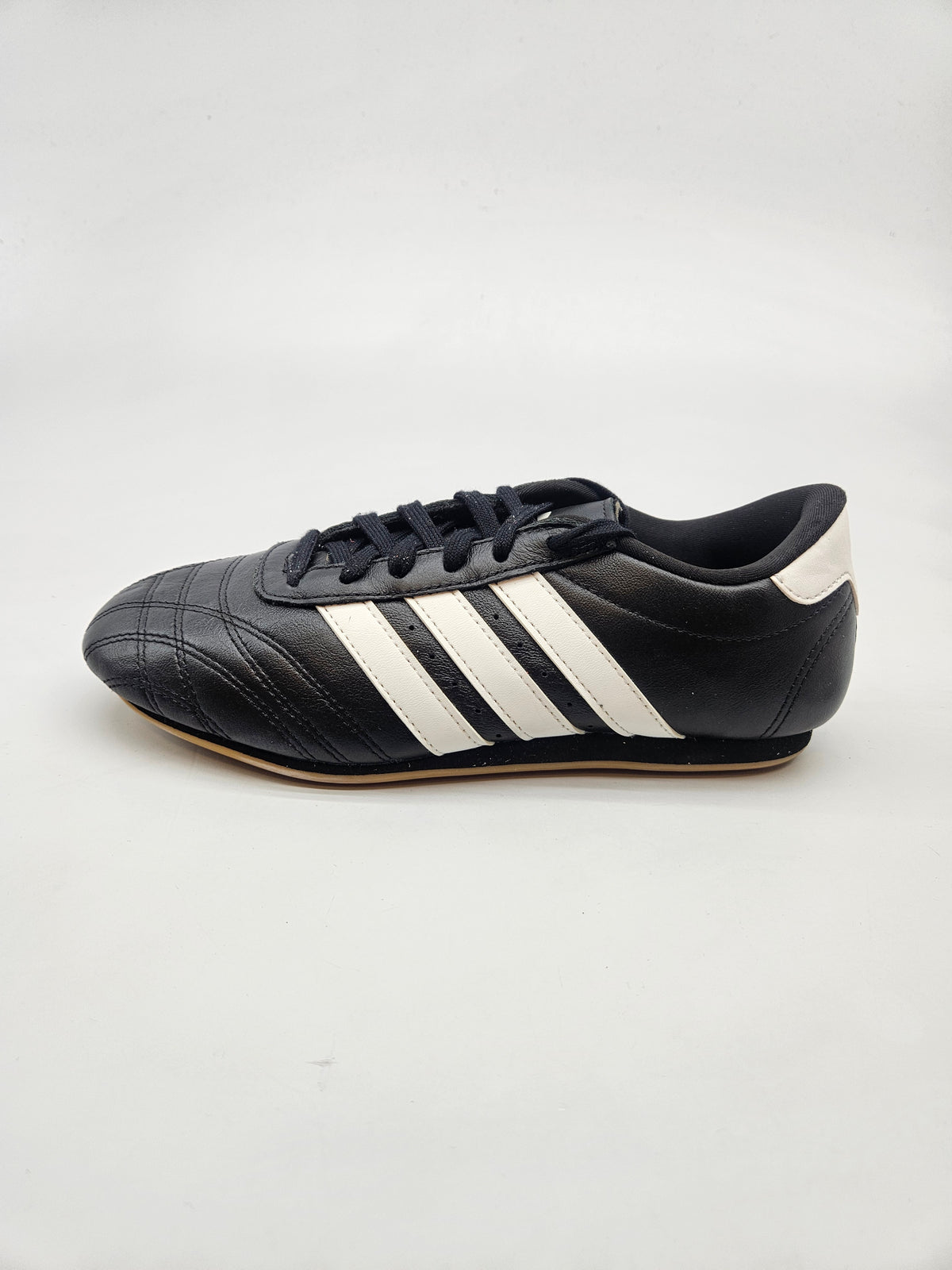 ADIDAS NOVI ORIGINAL PATIKI BR 37