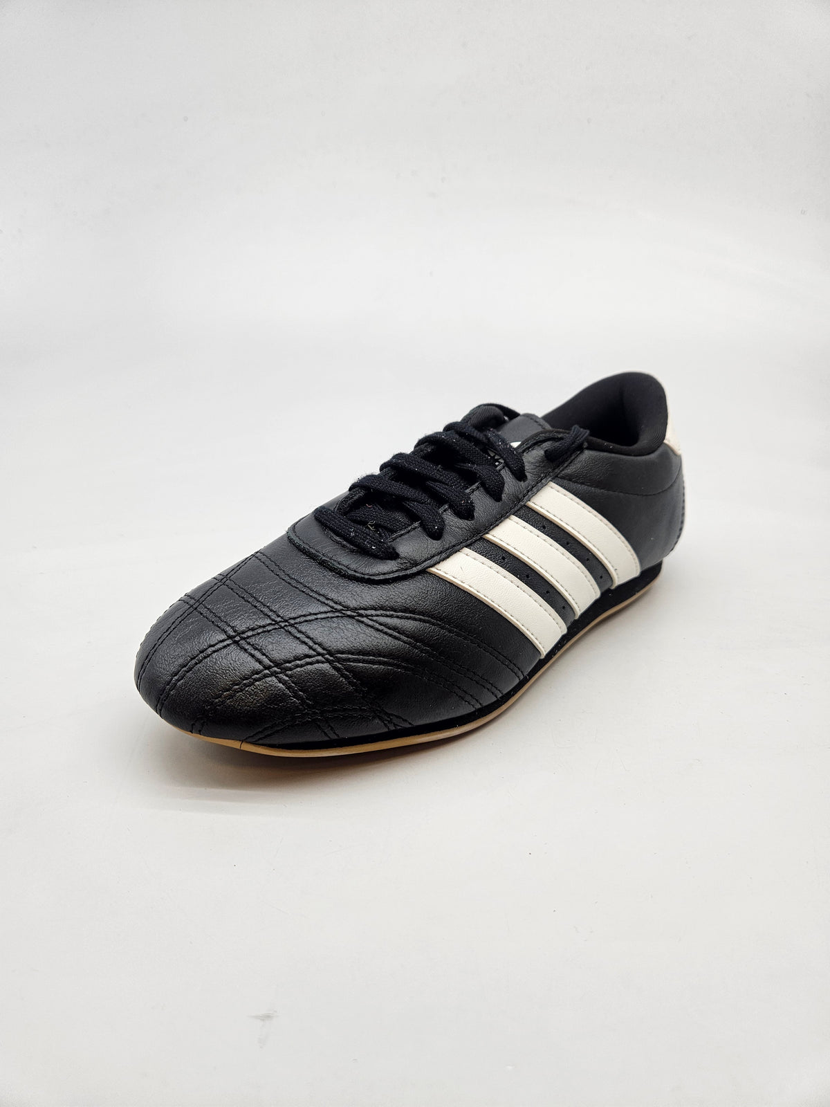 ADIDAS NOVI ORIGINAL PATIKI BR 37