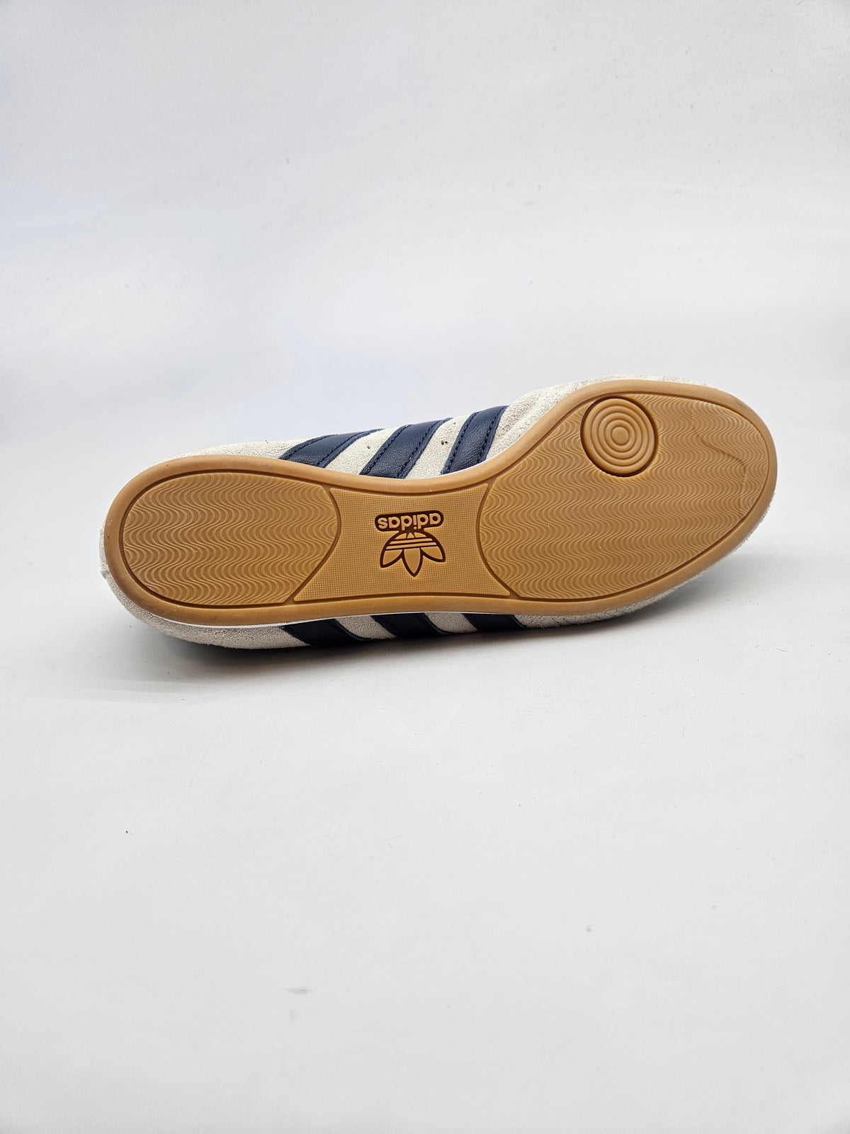 ADIDAS NOVI ORIGINAL PATIKI BR 39