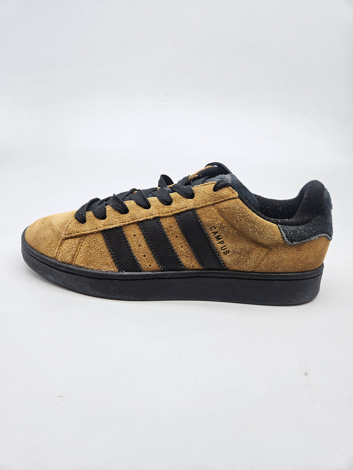 ADIDAS NOVI ORIGINAL PATIKI BR 44.5