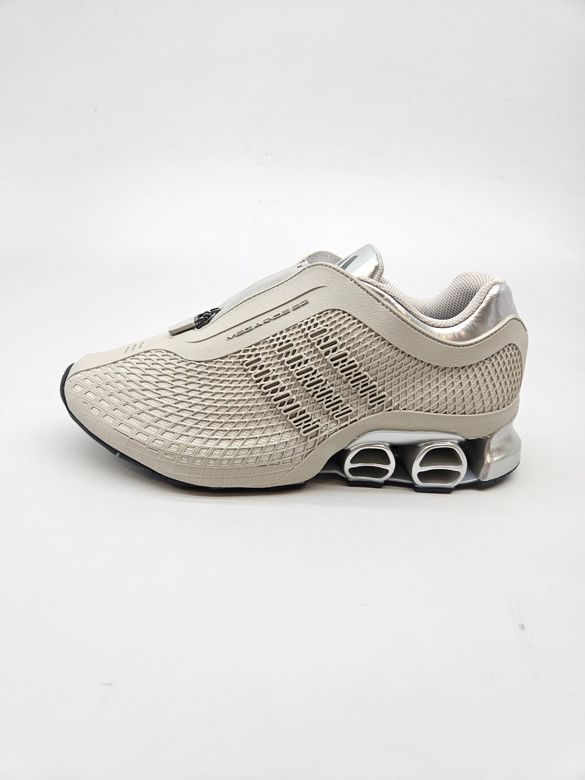 ADIDAS NOVI ORIGINAL PATIKI BR 41