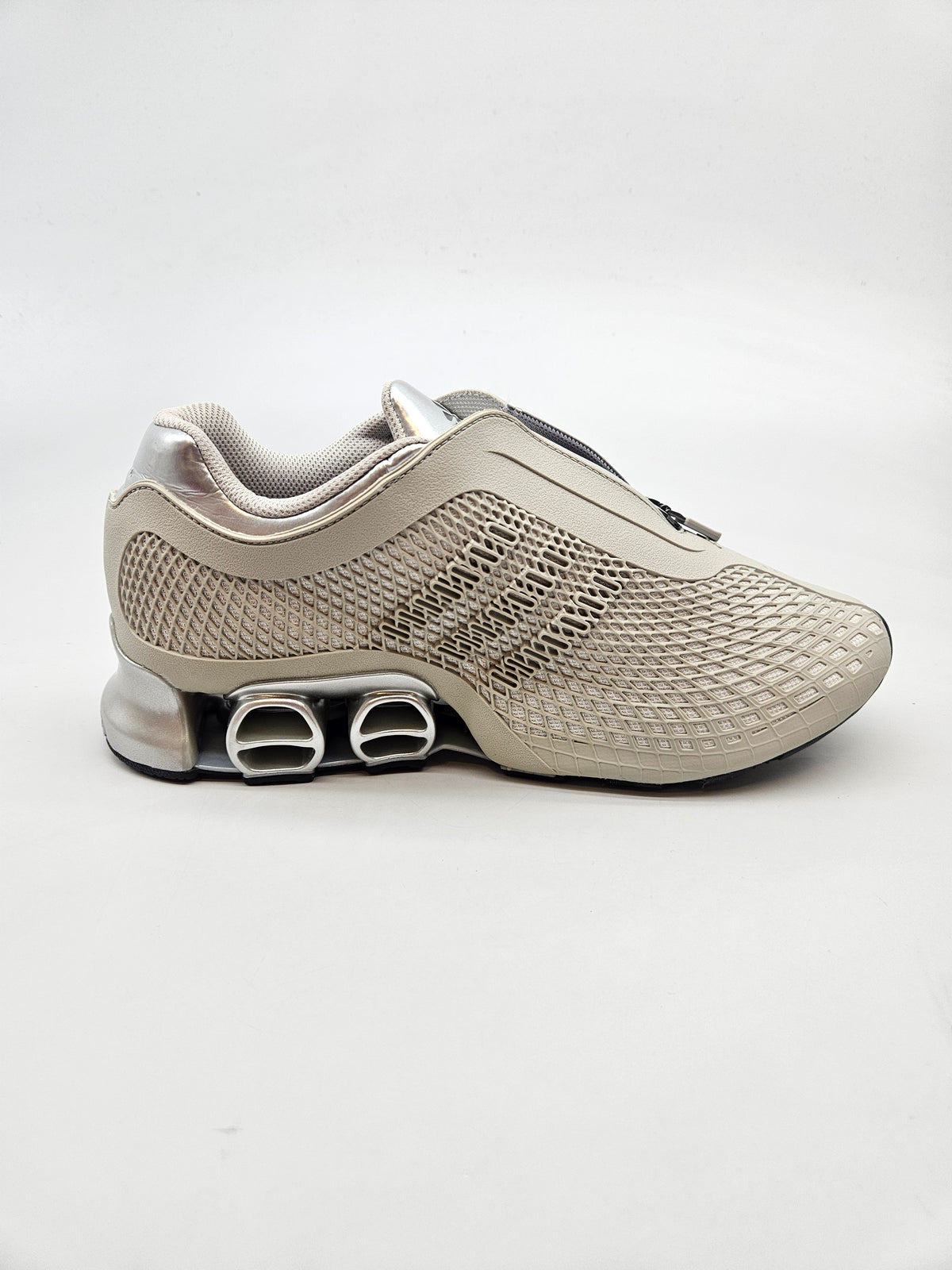 ADIDAS NOVI ORIGINAL PATIKI BR 41