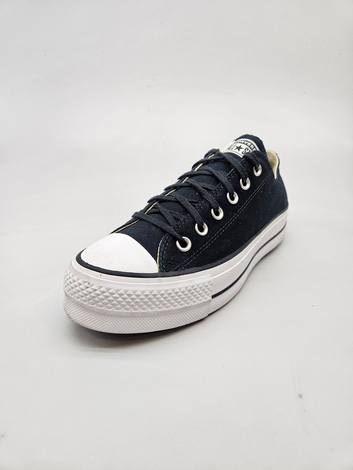 CONVERSE NOVI ORIGINAL PATIKI BR 40
