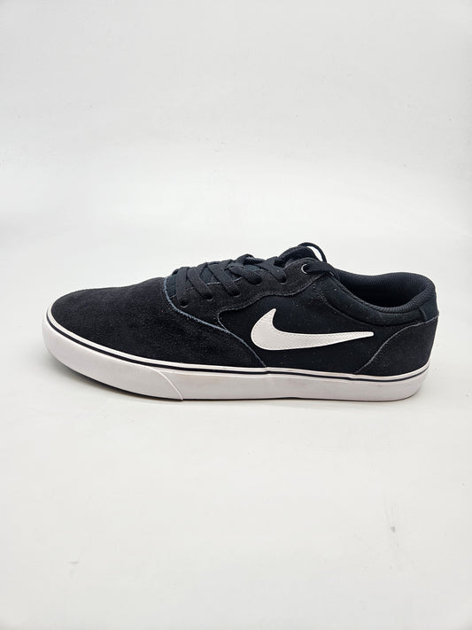 NIKE NOVI ORIGINAL PATIKI BR 48.5