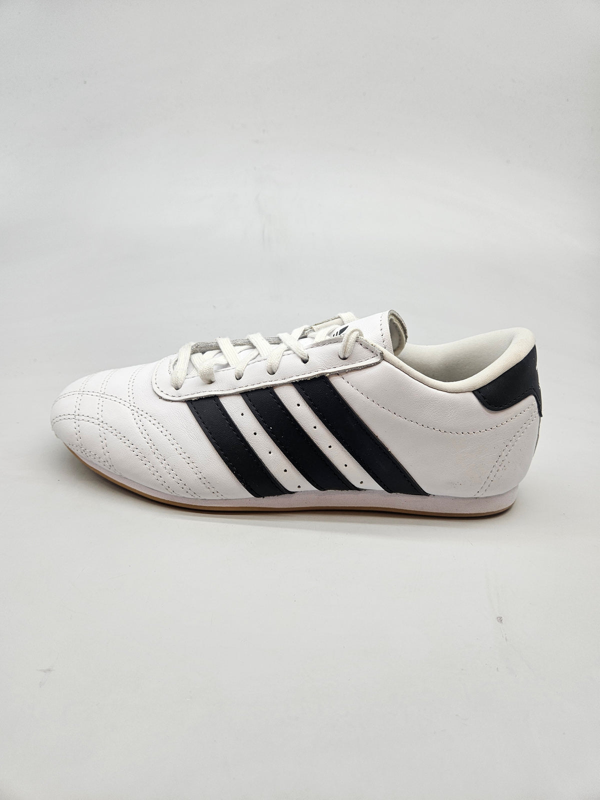 ADIDAS NOVI ORIGINAL PATIKI BR 38