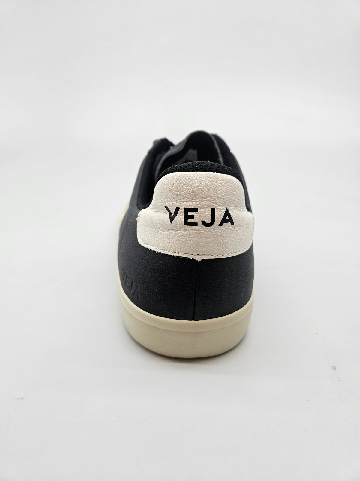 VEJA NOVI ORIGINAL PATIKI BR 47