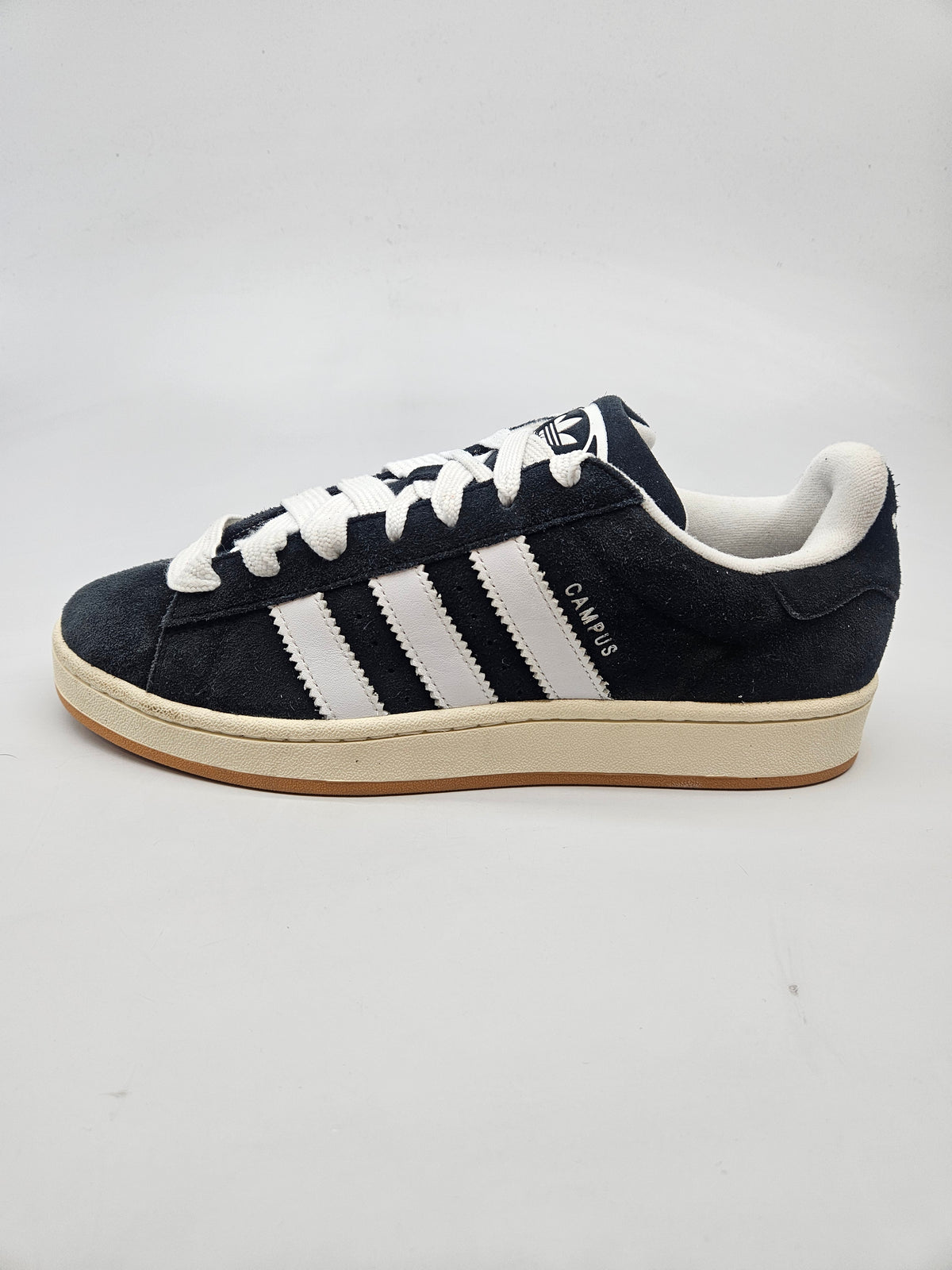 ADIDAS NOVI ORIGINAL PATIKI BR 45
