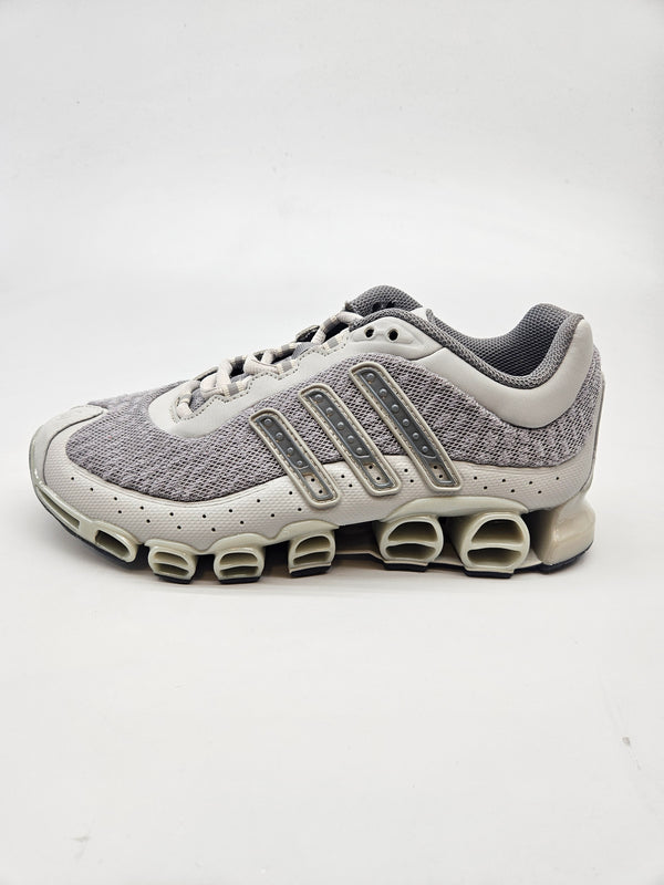 ADIDAS NOVI ORIGINAL PATIKI BR 38.5