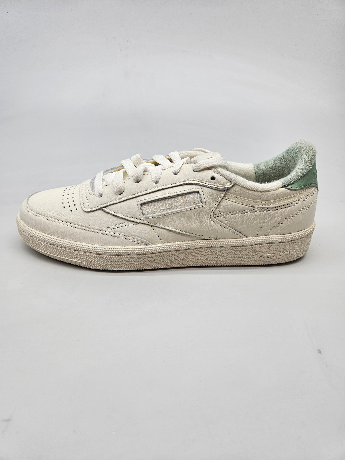 REEBOK NOVI ORIGINAL PATIKI BR 37