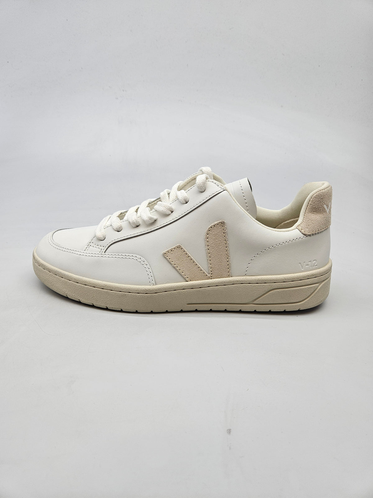 VEJA NOVI ORIGINAL PATIKI BR 39