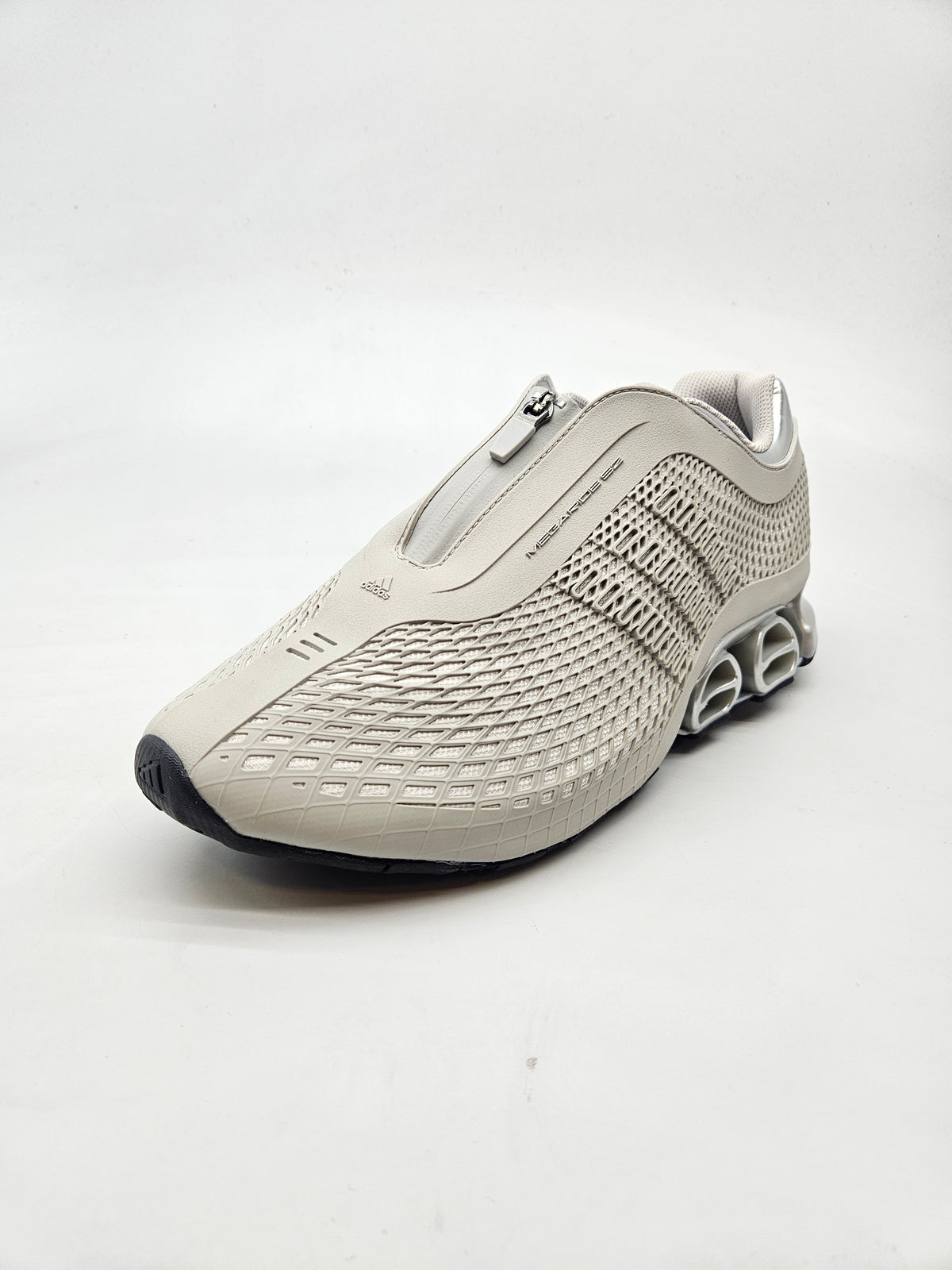 ADIDAS NOVI ORIGINAL PATIKI BR 45