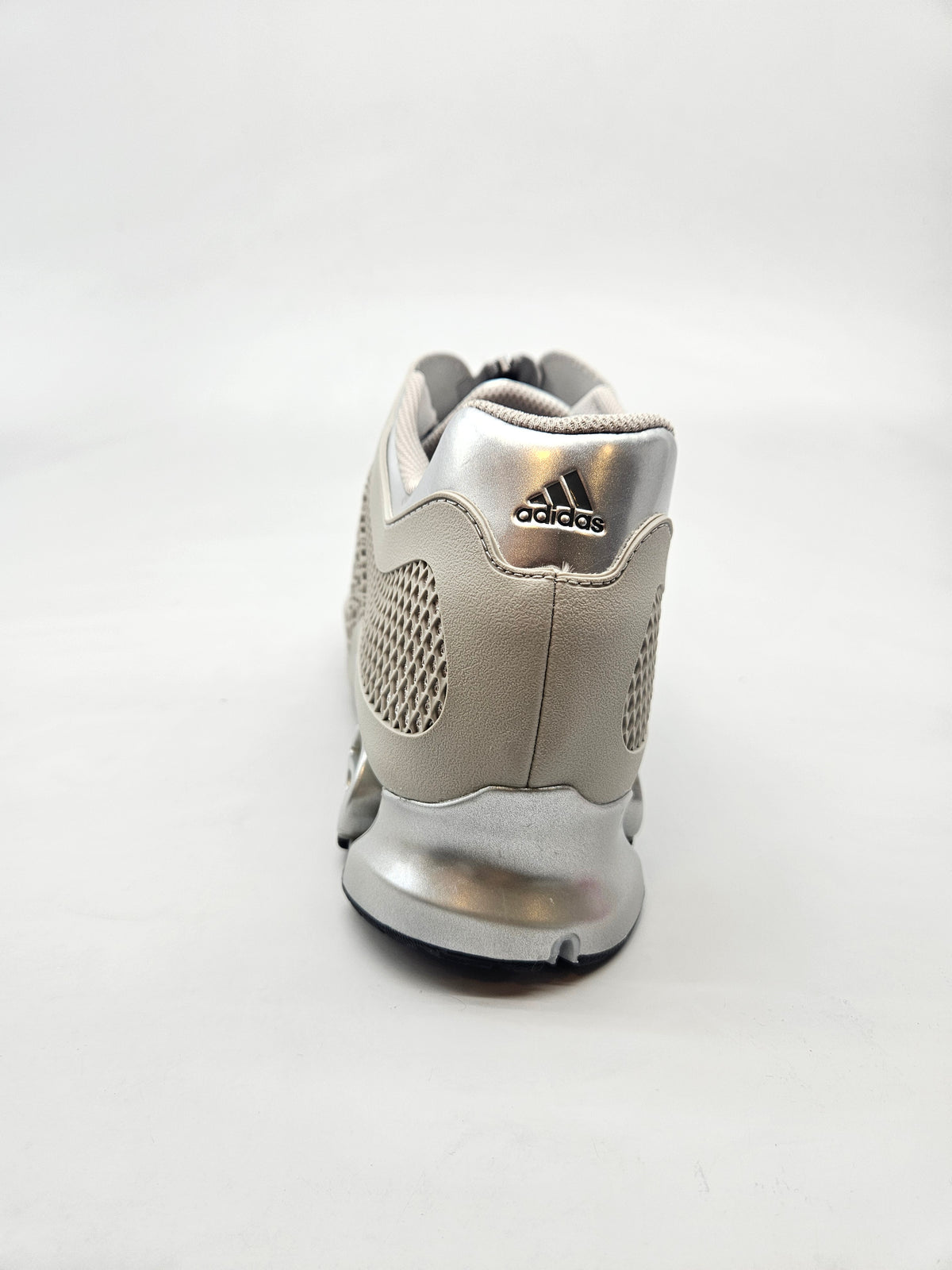 ADIDAS NOVI ORIGINAL PATIKI BR 45