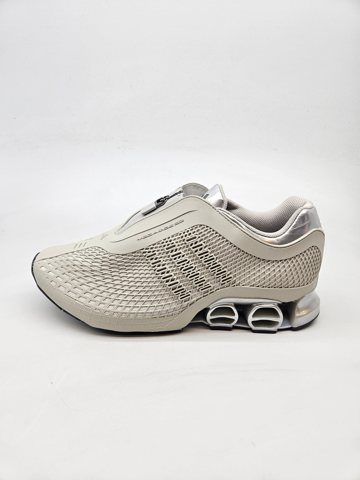 ADIDAS NOVI ORIGINAL PATIKI BR 45