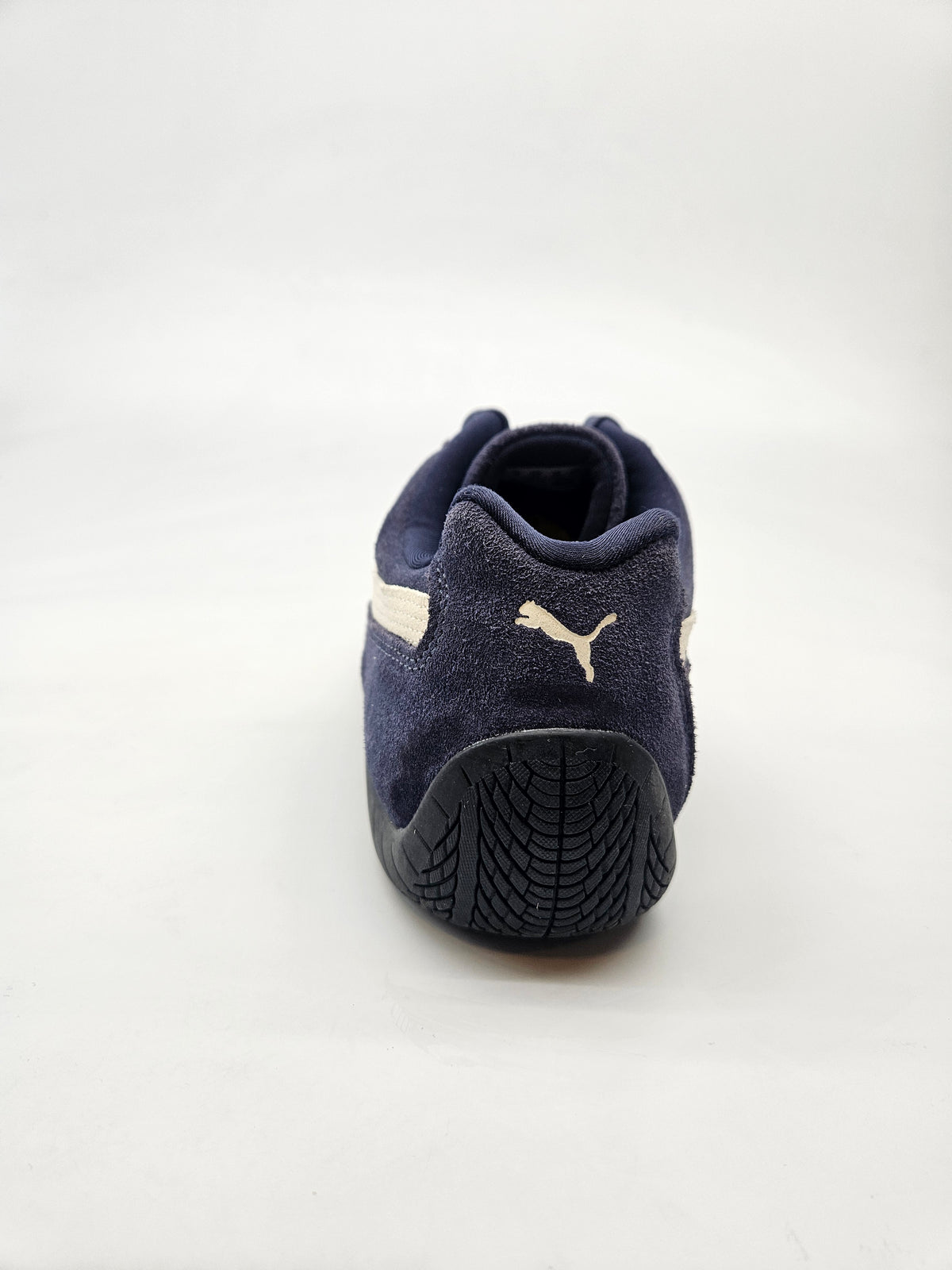 PUMA NOVI ORIGINAL PATIKI BR 43