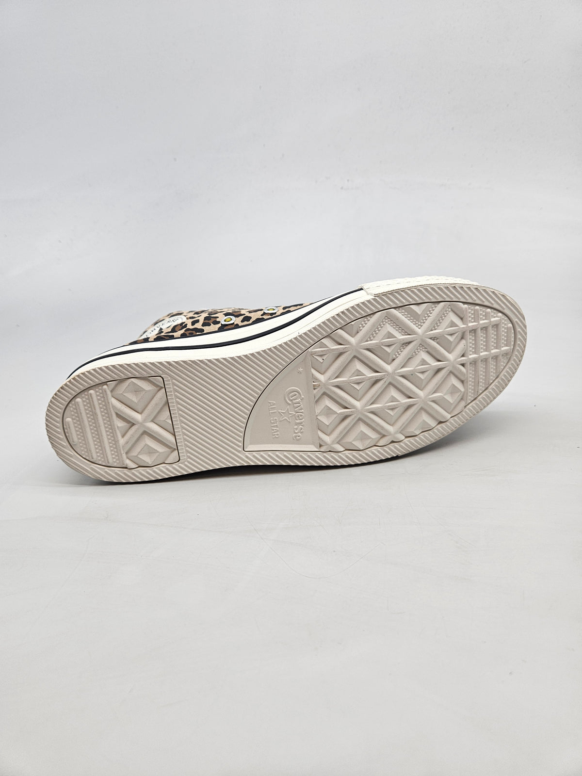 CONVERSE NOVI ORIGINAL PATIKI BR 38.5
