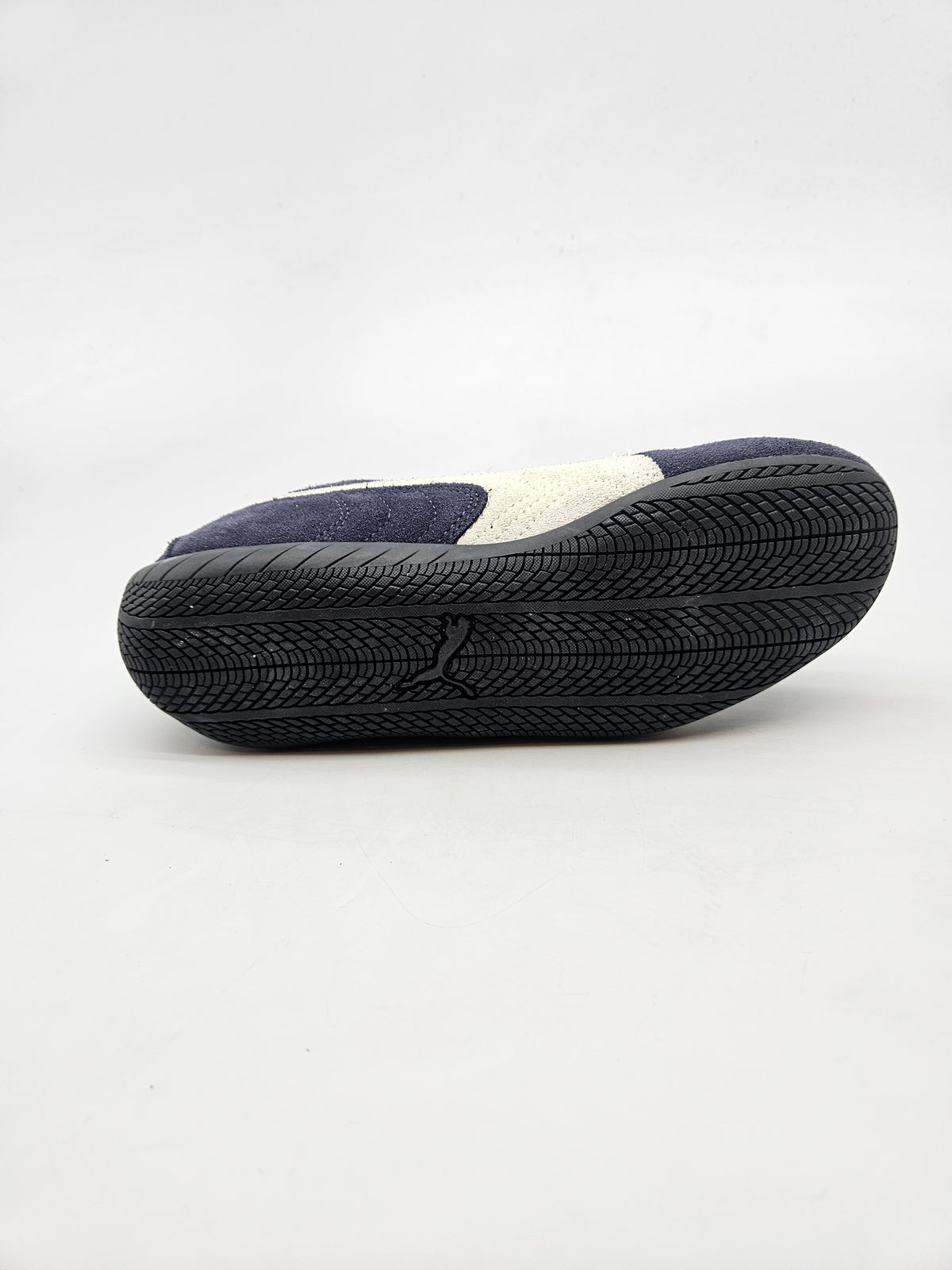 PUMA NOVI ORIGINAL PATIKI BR 36