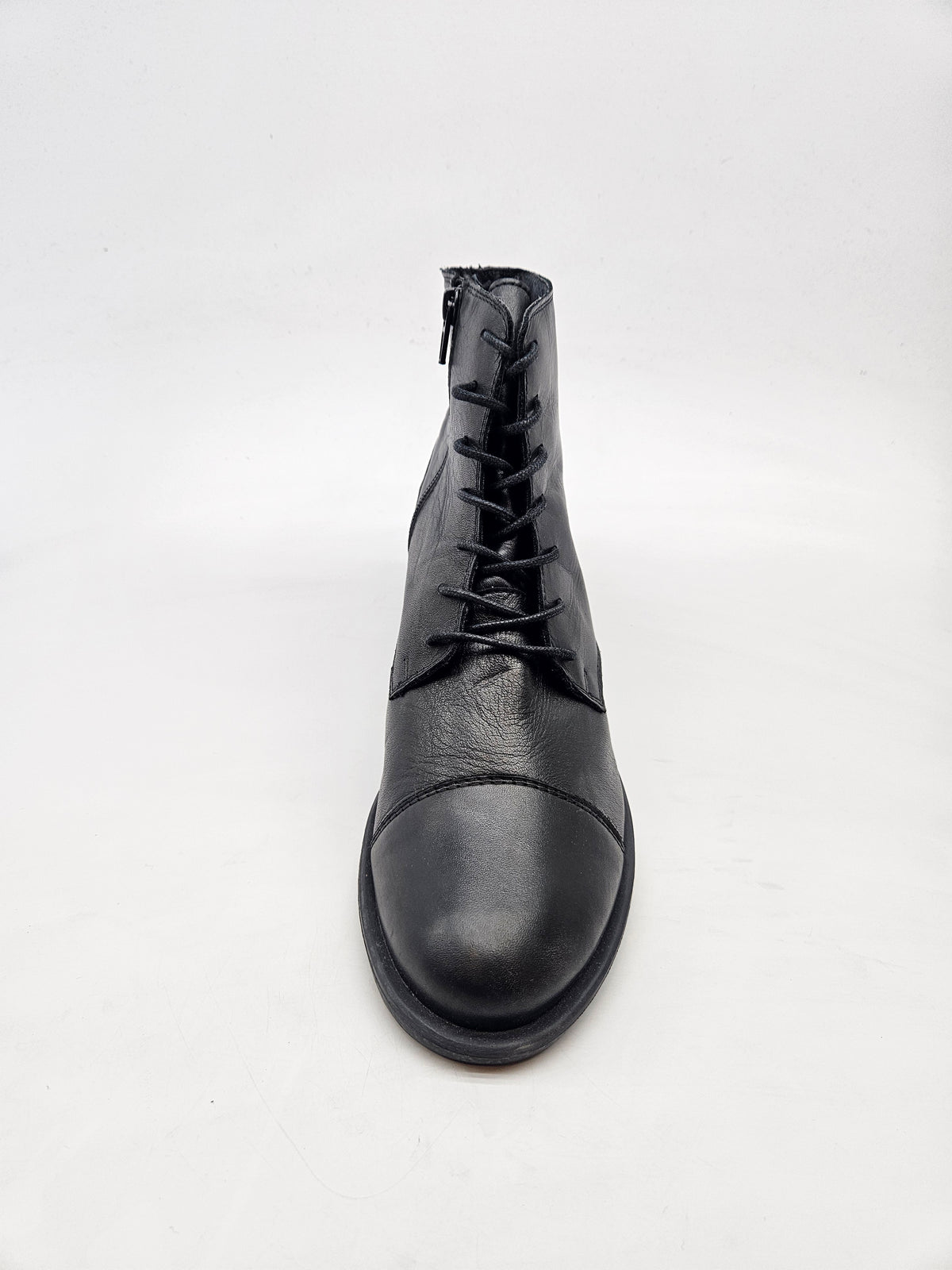 BIANCO NOVI ORIGINAL CIZMI BR 40