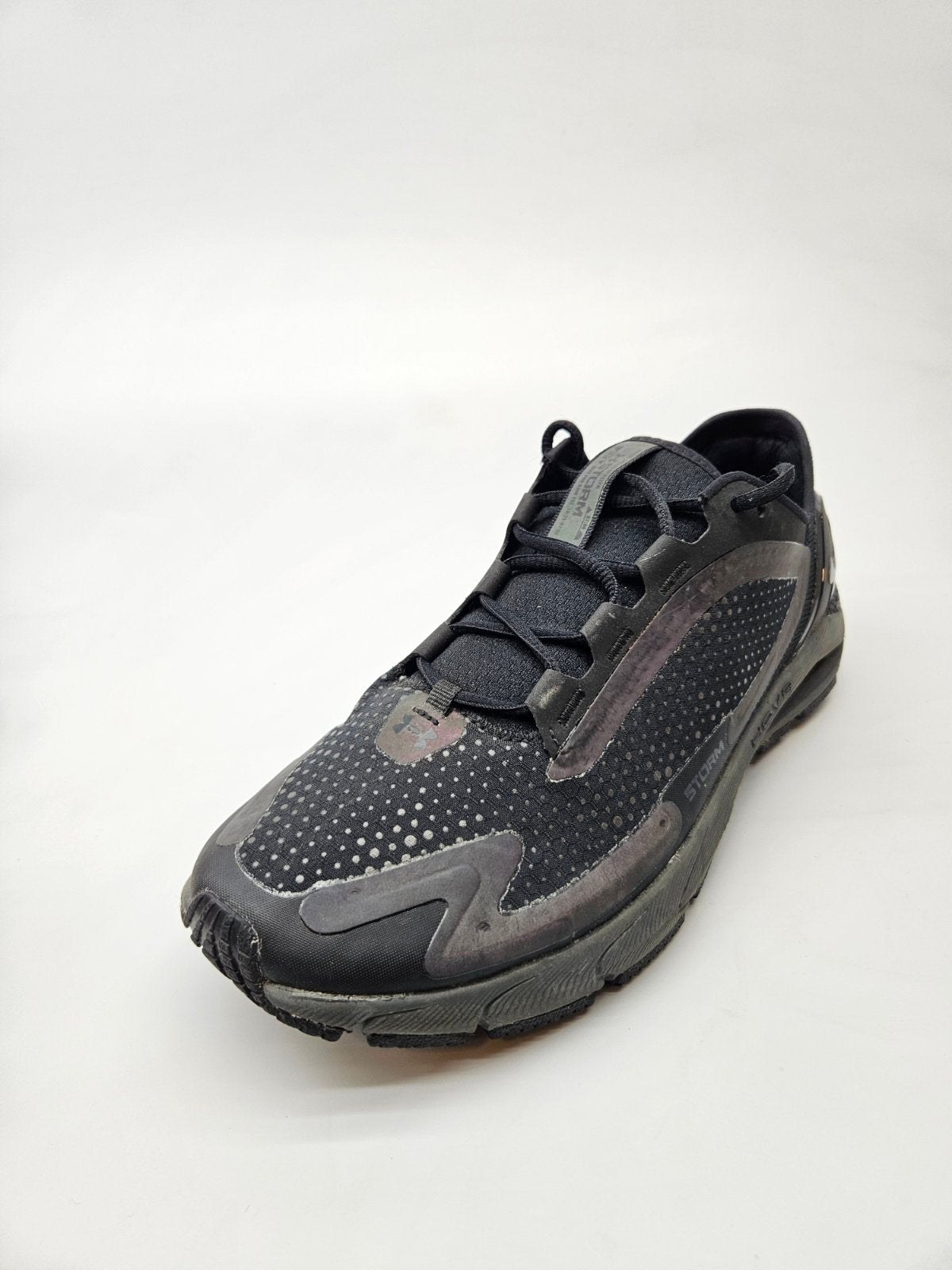 UNDER ARMOUR NOVI ORIGINAL PATIKI BR 40