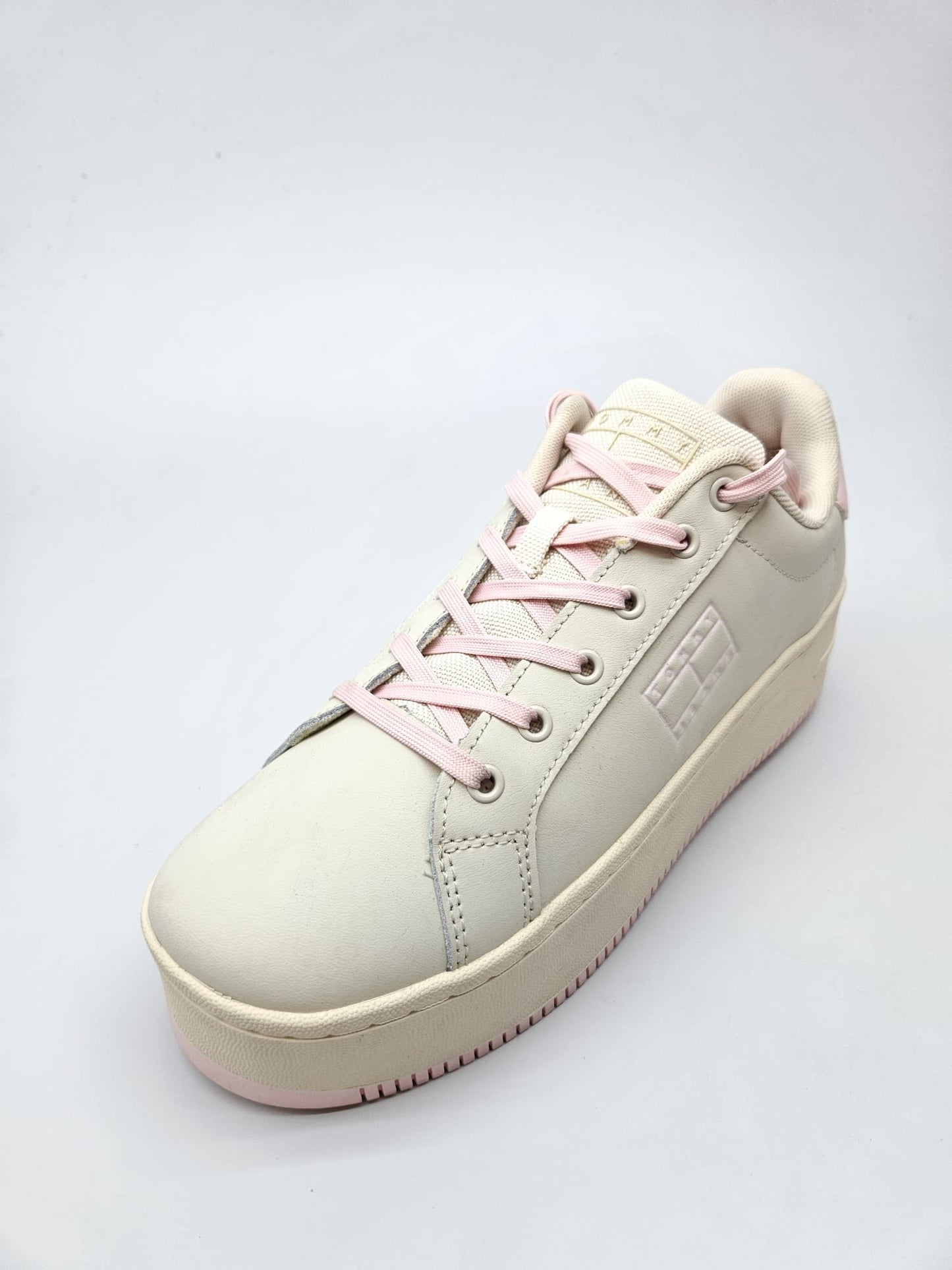 TOMMY HILFIGER ORIGINAL KOZNI PATIKI BR 39