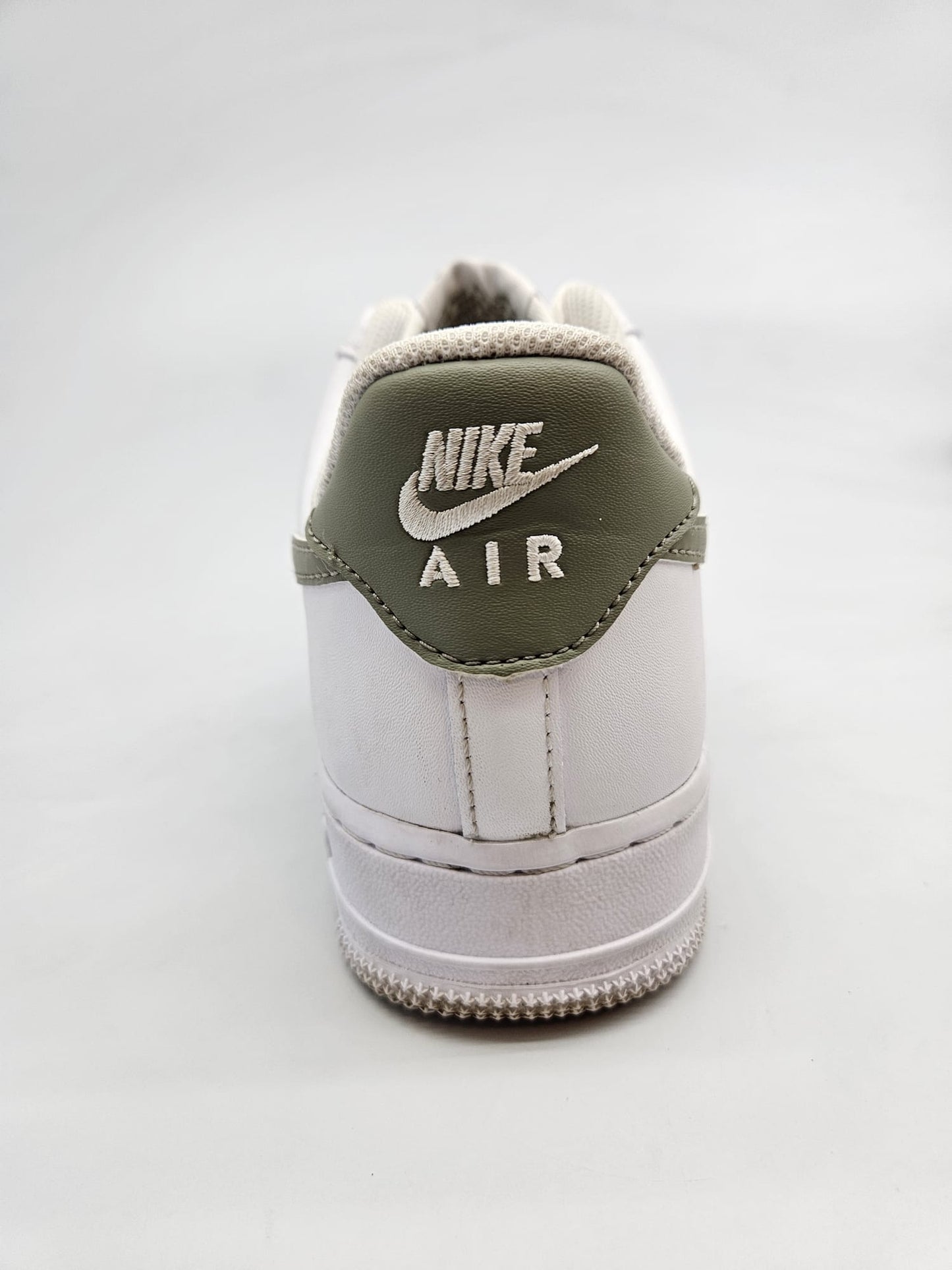 NIKE AF1 ORIGINAL PATIKI BR 42