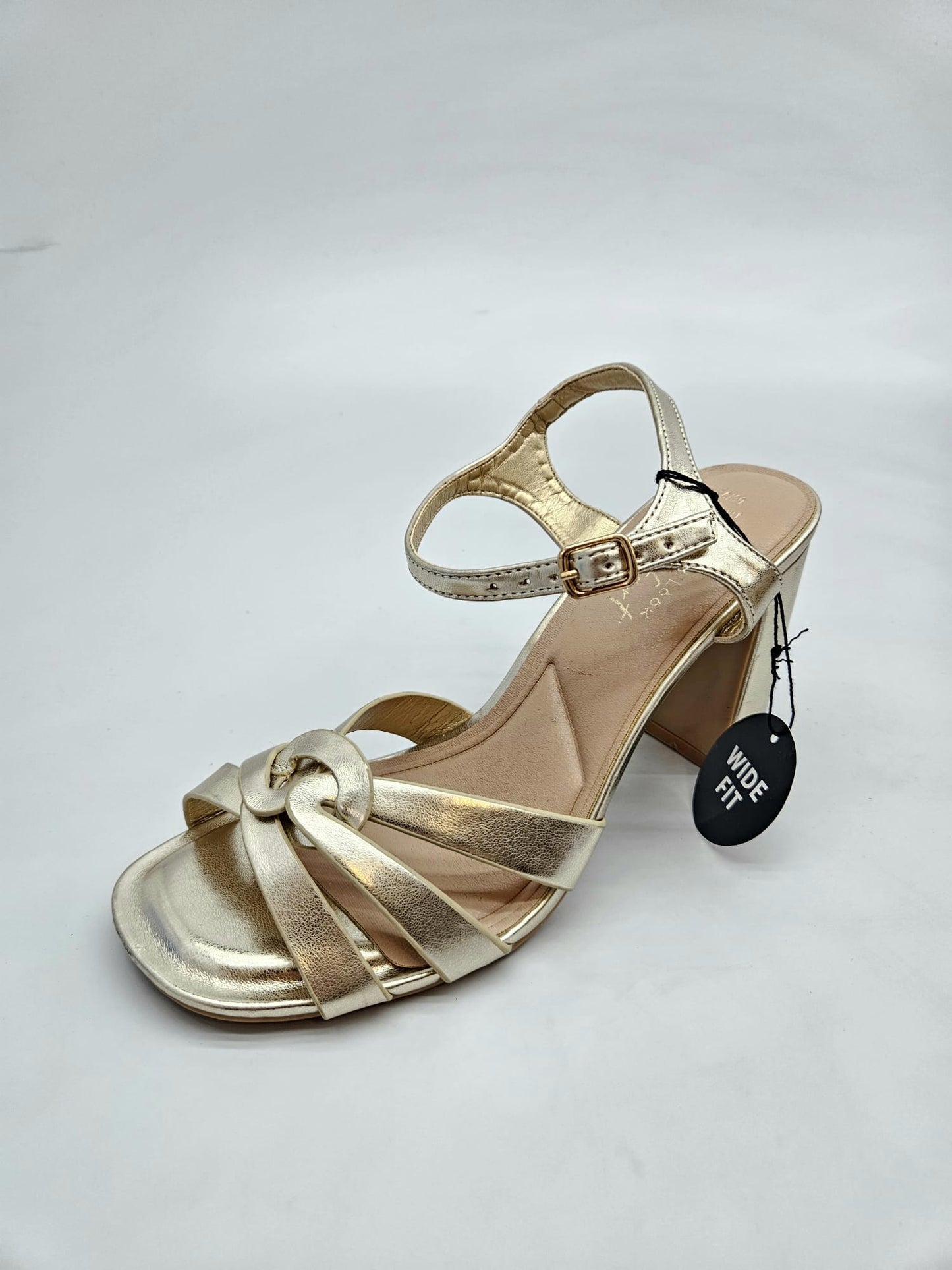 NEW LOOK NOVI ORIGINAL SANDALI BR 39