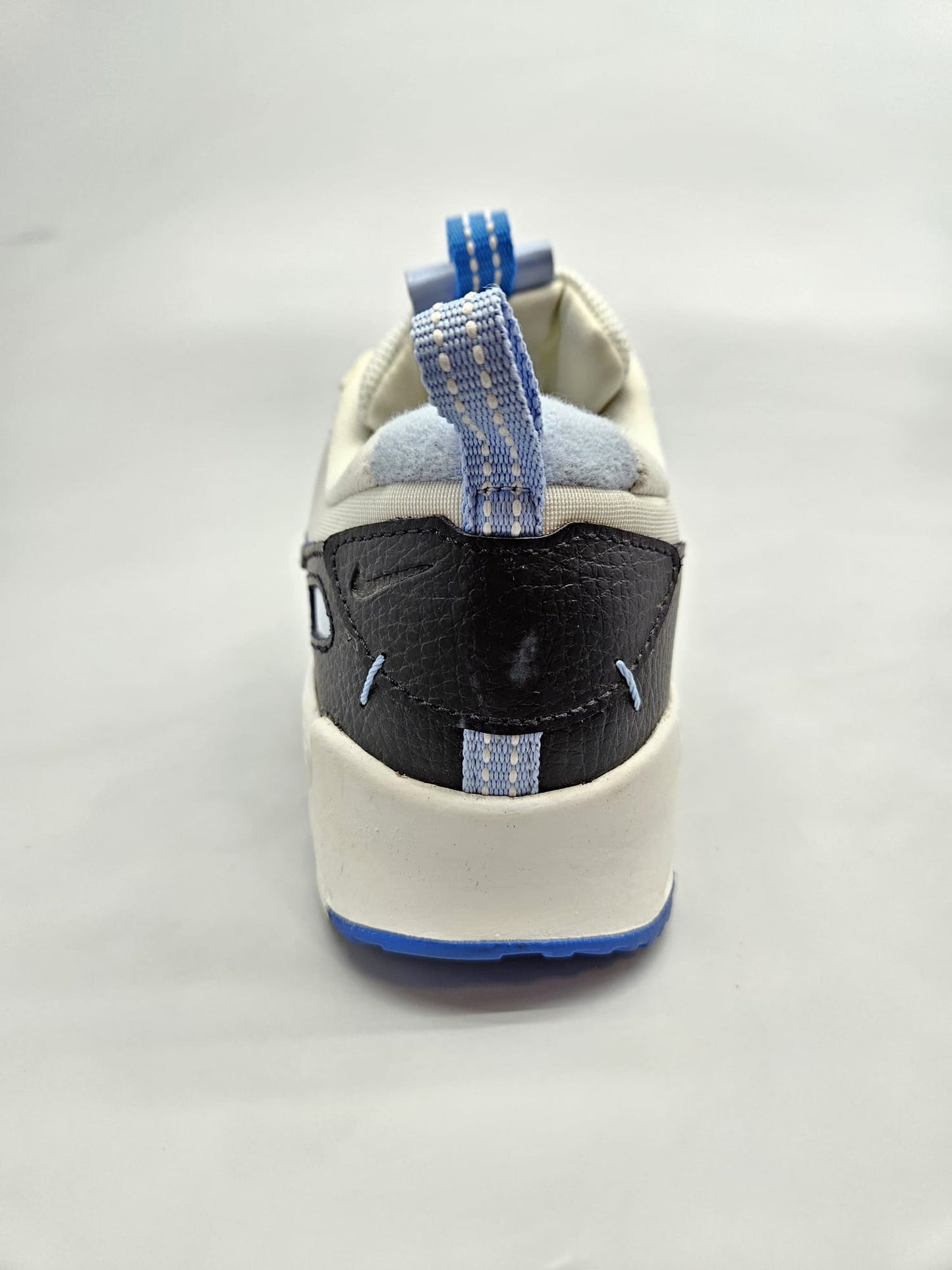 NIKE AIRMAX NOVI ORIGINAL PATIKI BR 38.5