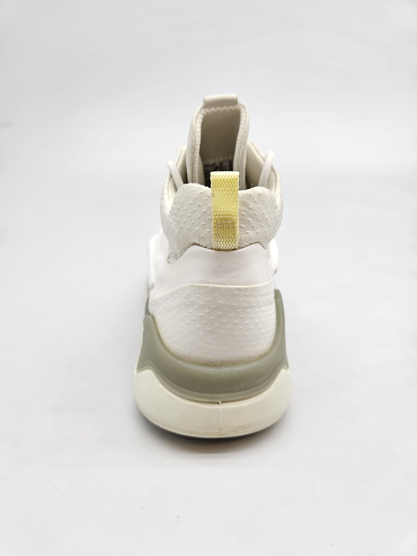 ECCO ORIGINAL KOZNI PATIKI BR 36