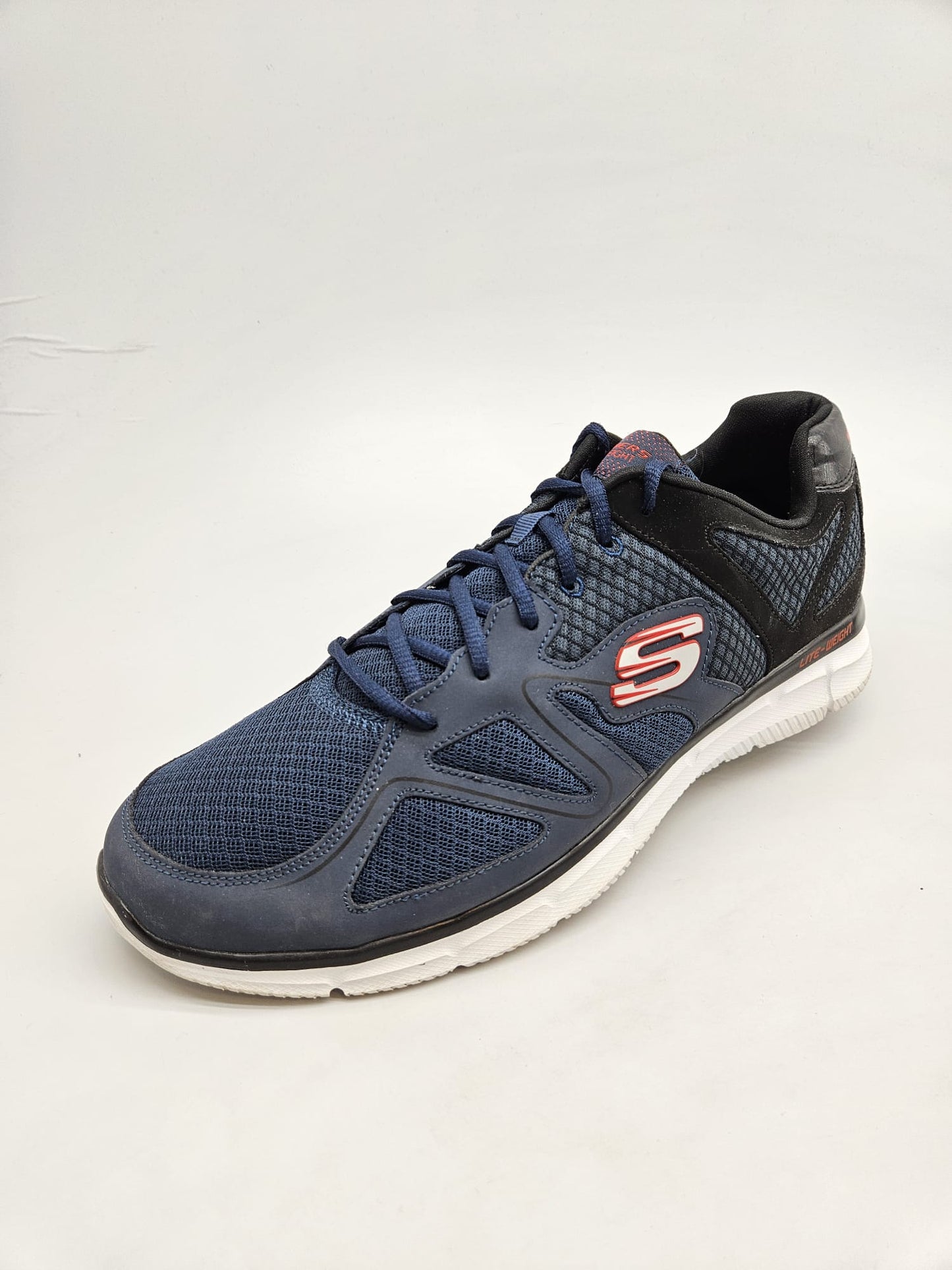 SKECHERS MEMORY ORIGINAL PATIKI BR 48.5