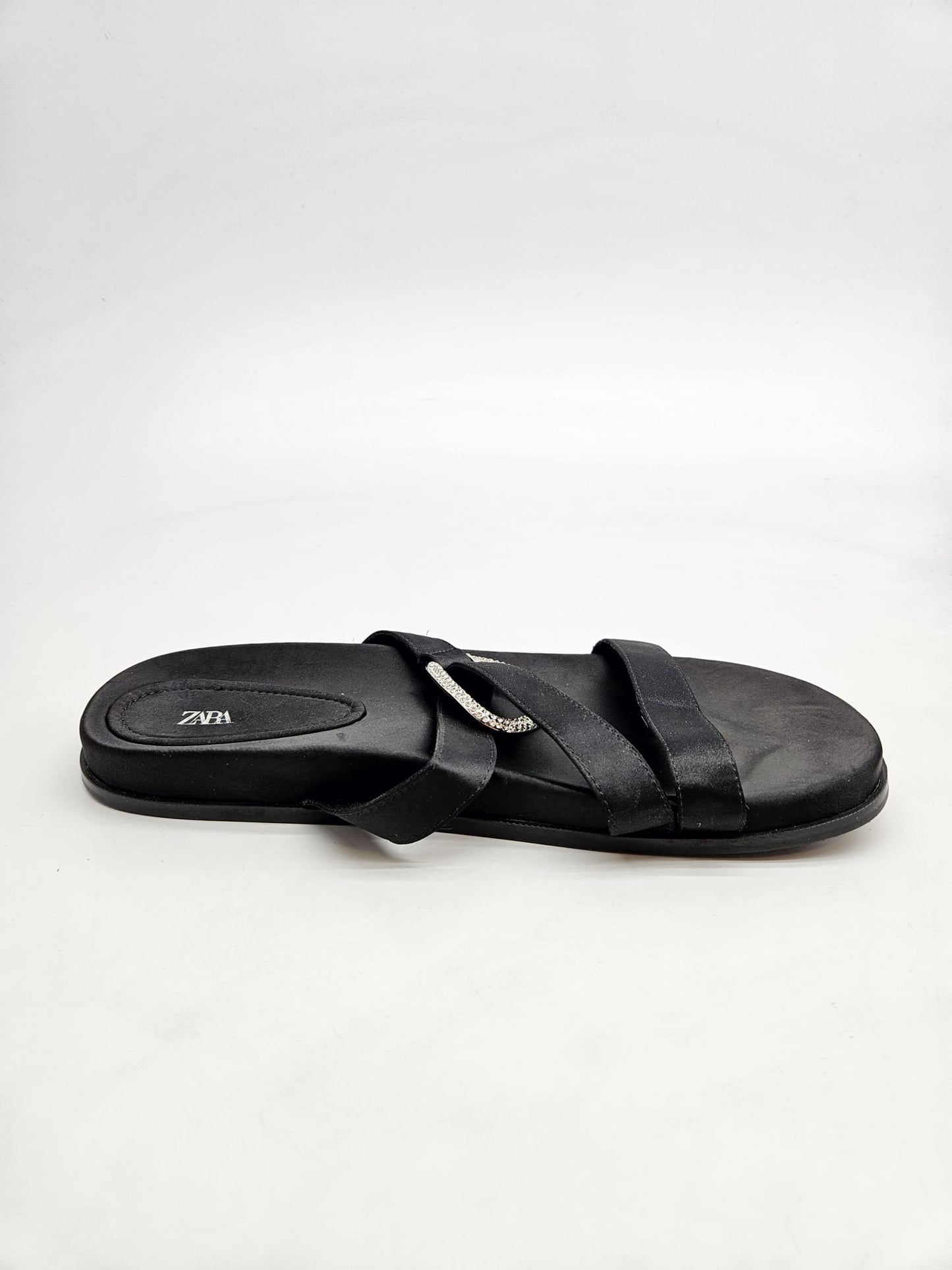 ZARA ORIGINAL NOVI VLECKI BR 41