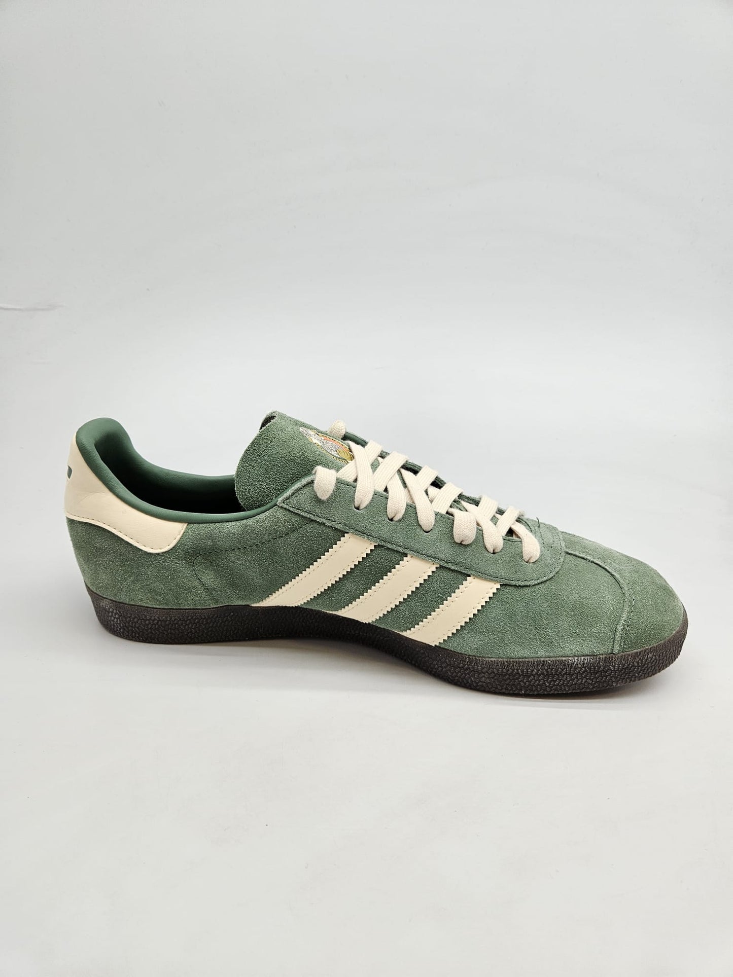 ADIDAS NOVI ORIGINAL PATIKI BR 45